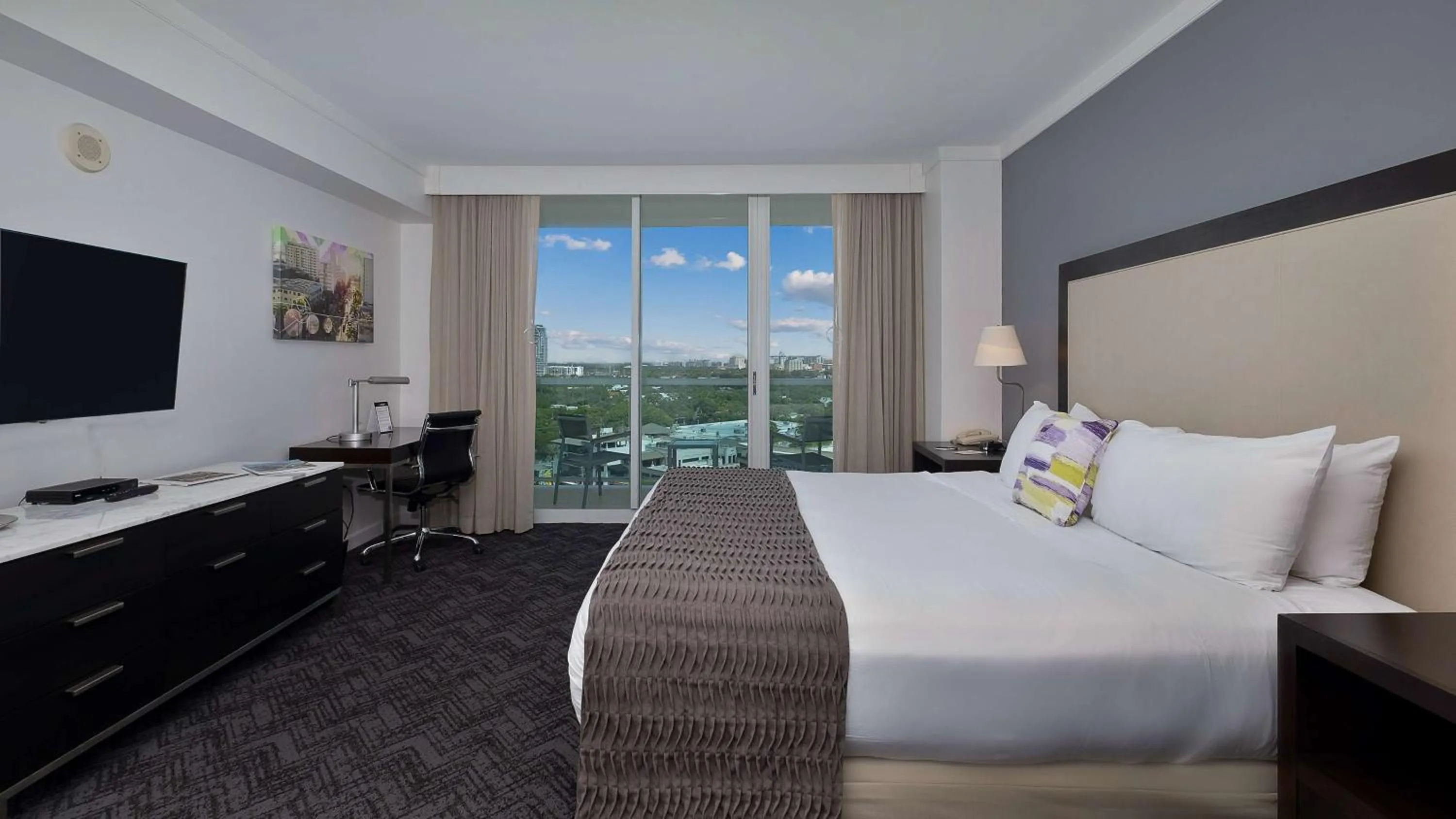 View (from property/room), Bed in Hotel Arya BW Premier Collection