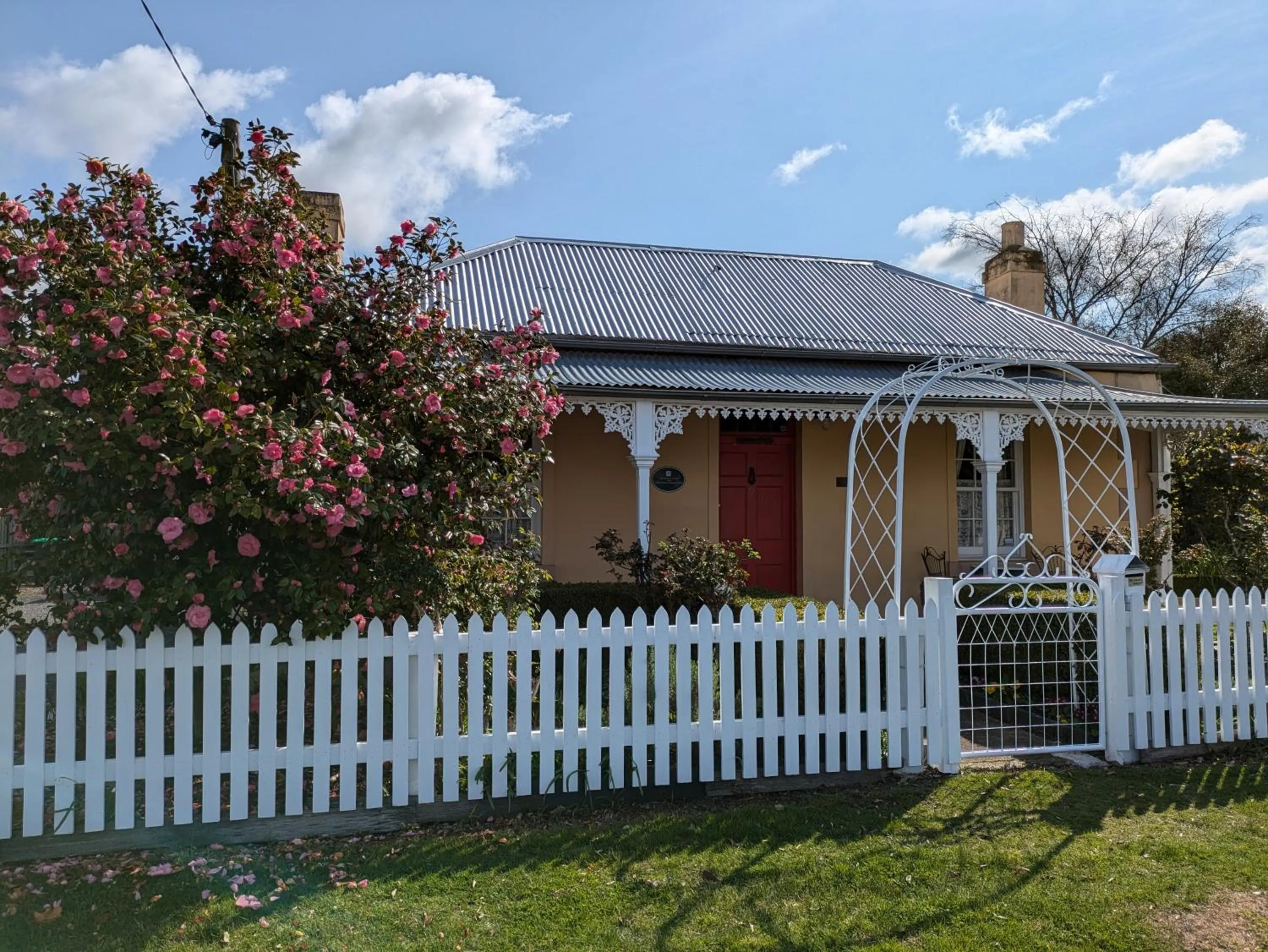 Property building in Bellamona Cottage Longford