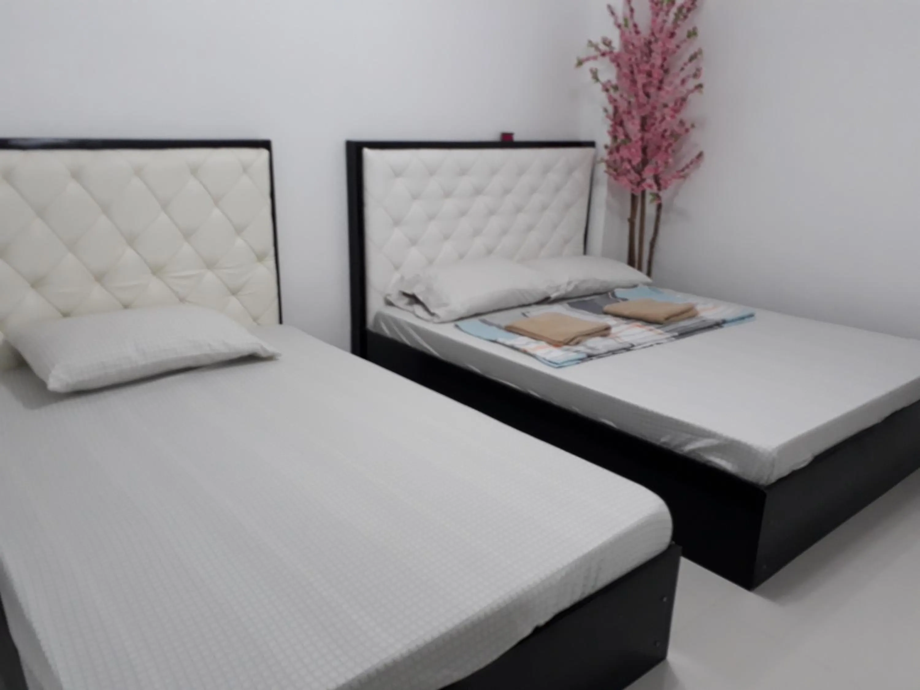 Bed in N&J Lopez Lodging House