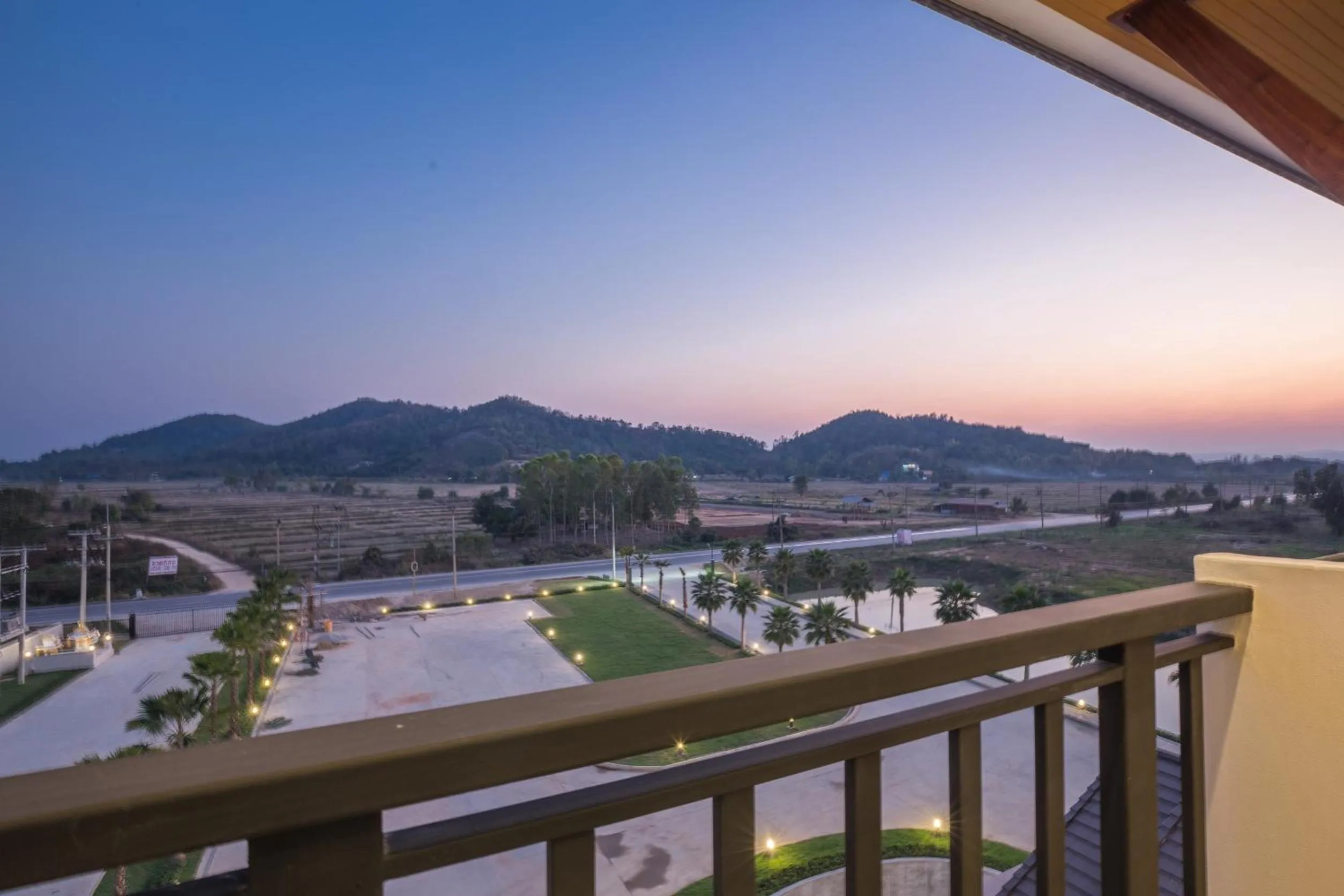 Facade/entrance in Sann View Hotel