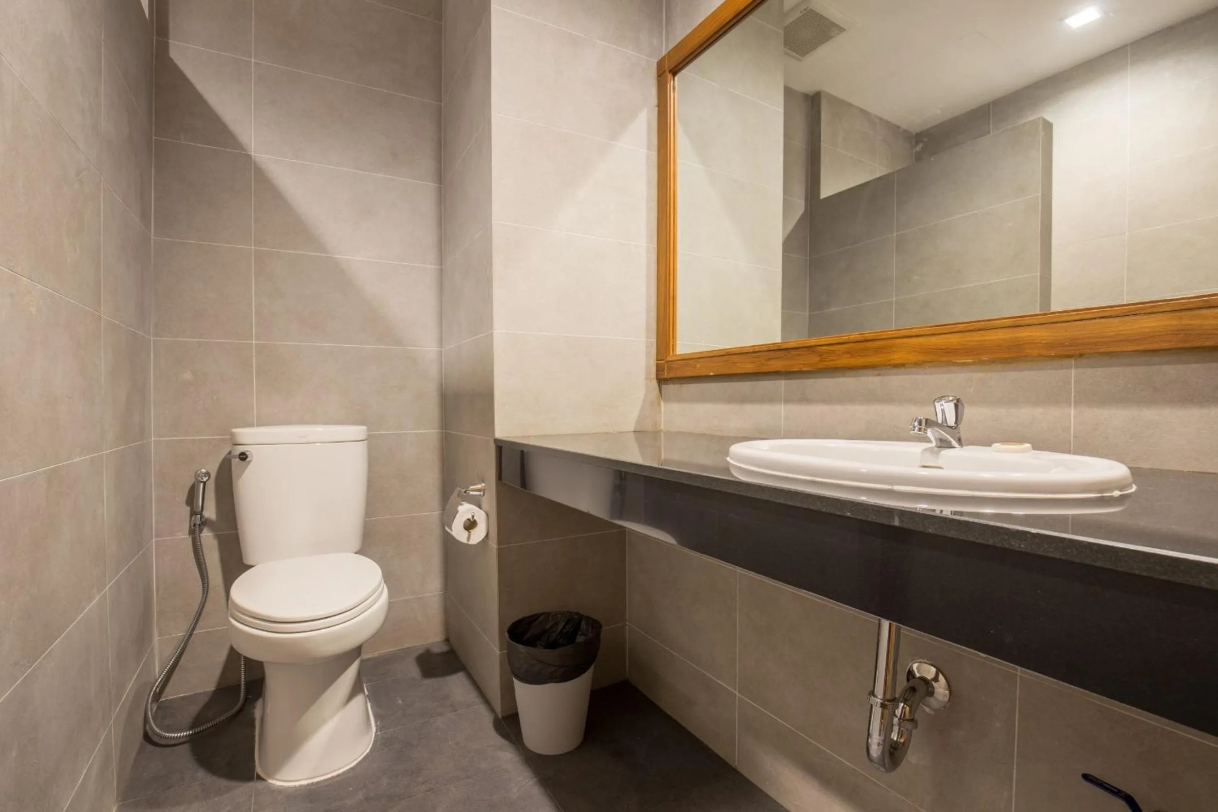 Shower in Sann View Hotel