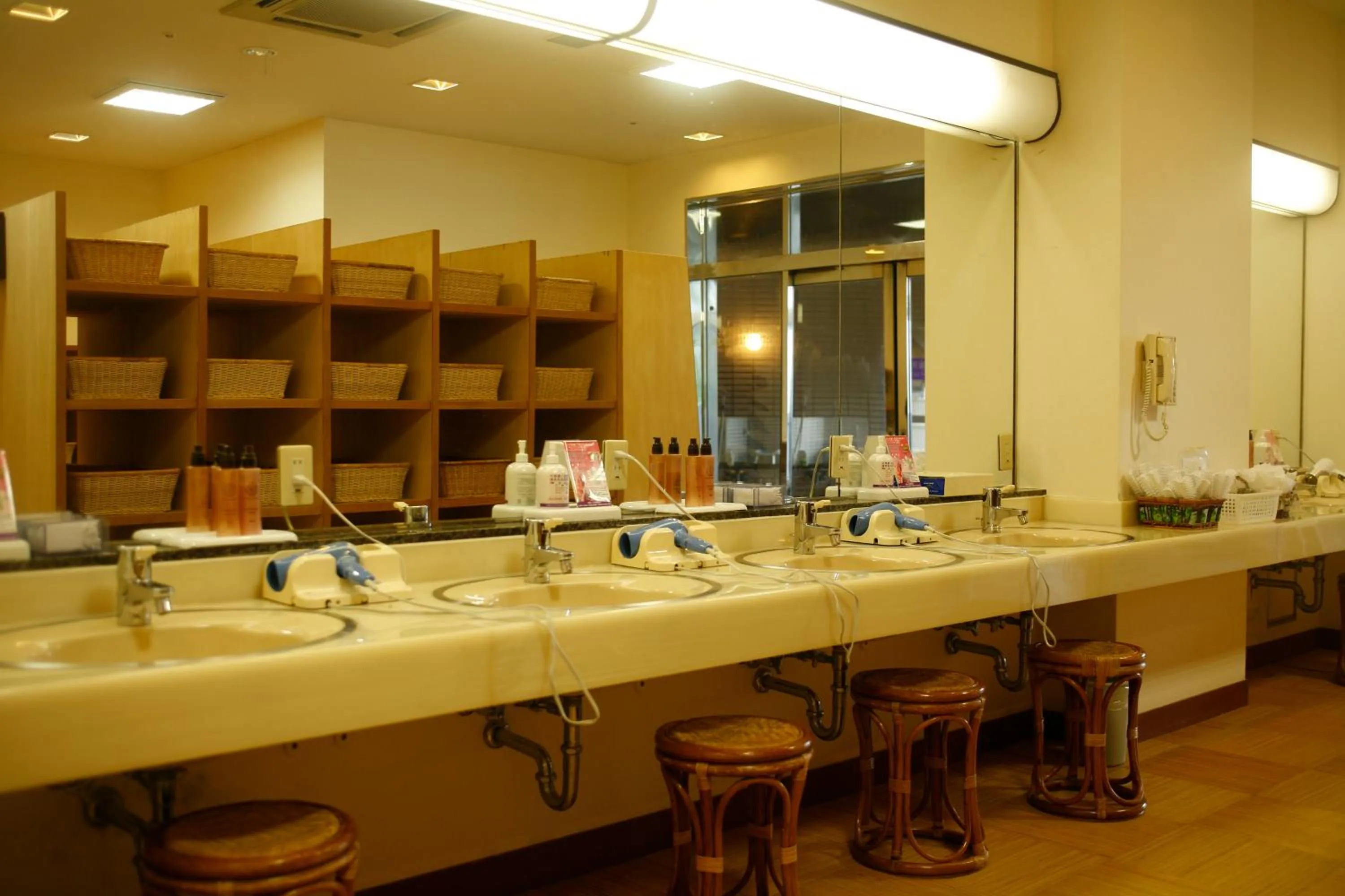 Public Bath in Kochoran