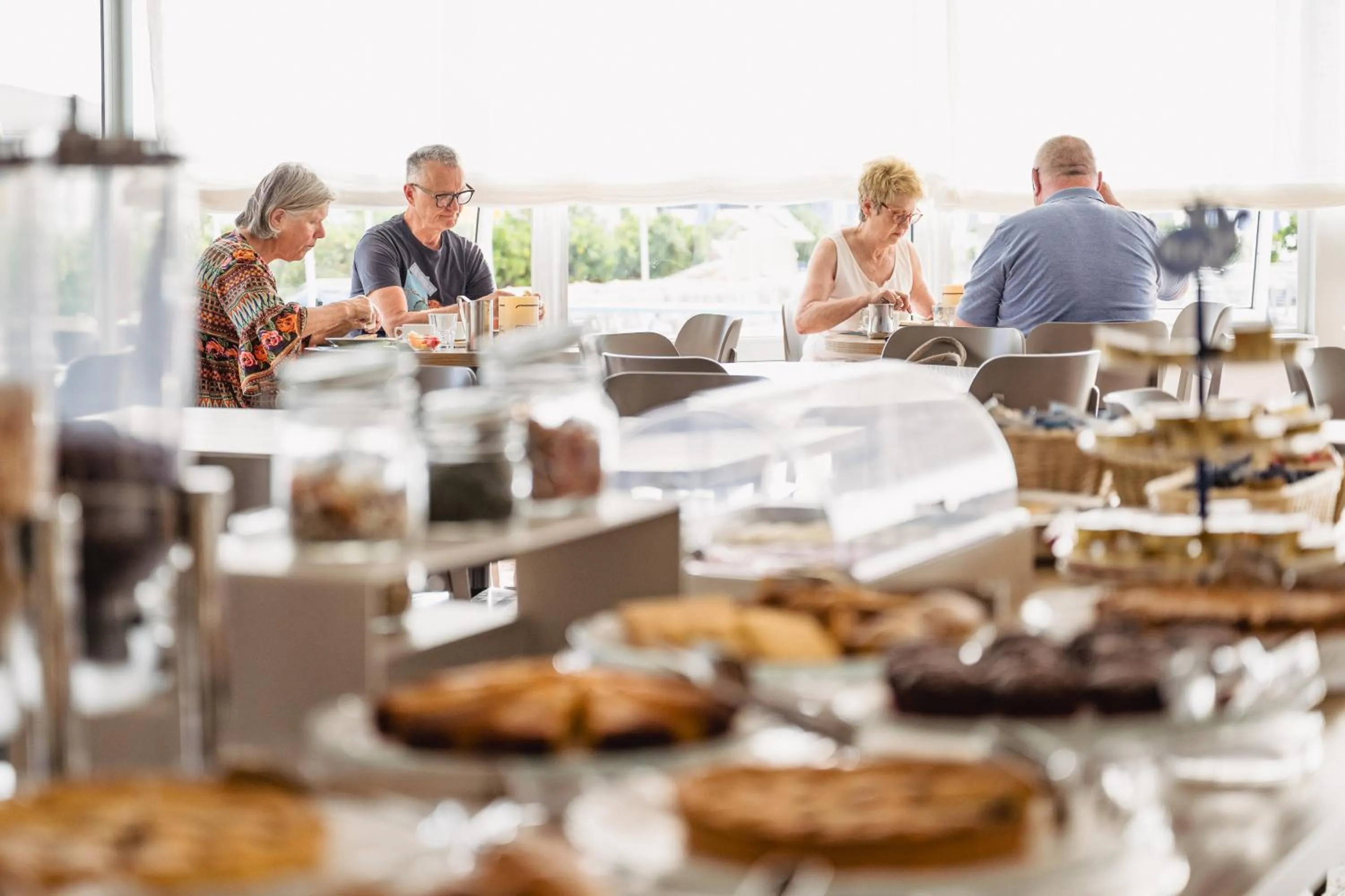 Restaurant/places to eat in Hotel Marco