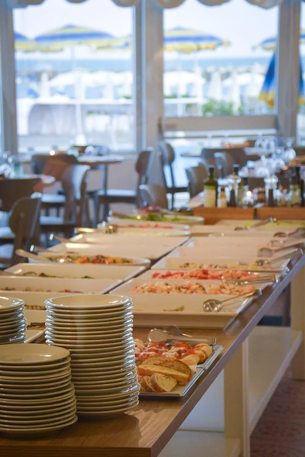 Restaurant/places to eat in Hotel Marco