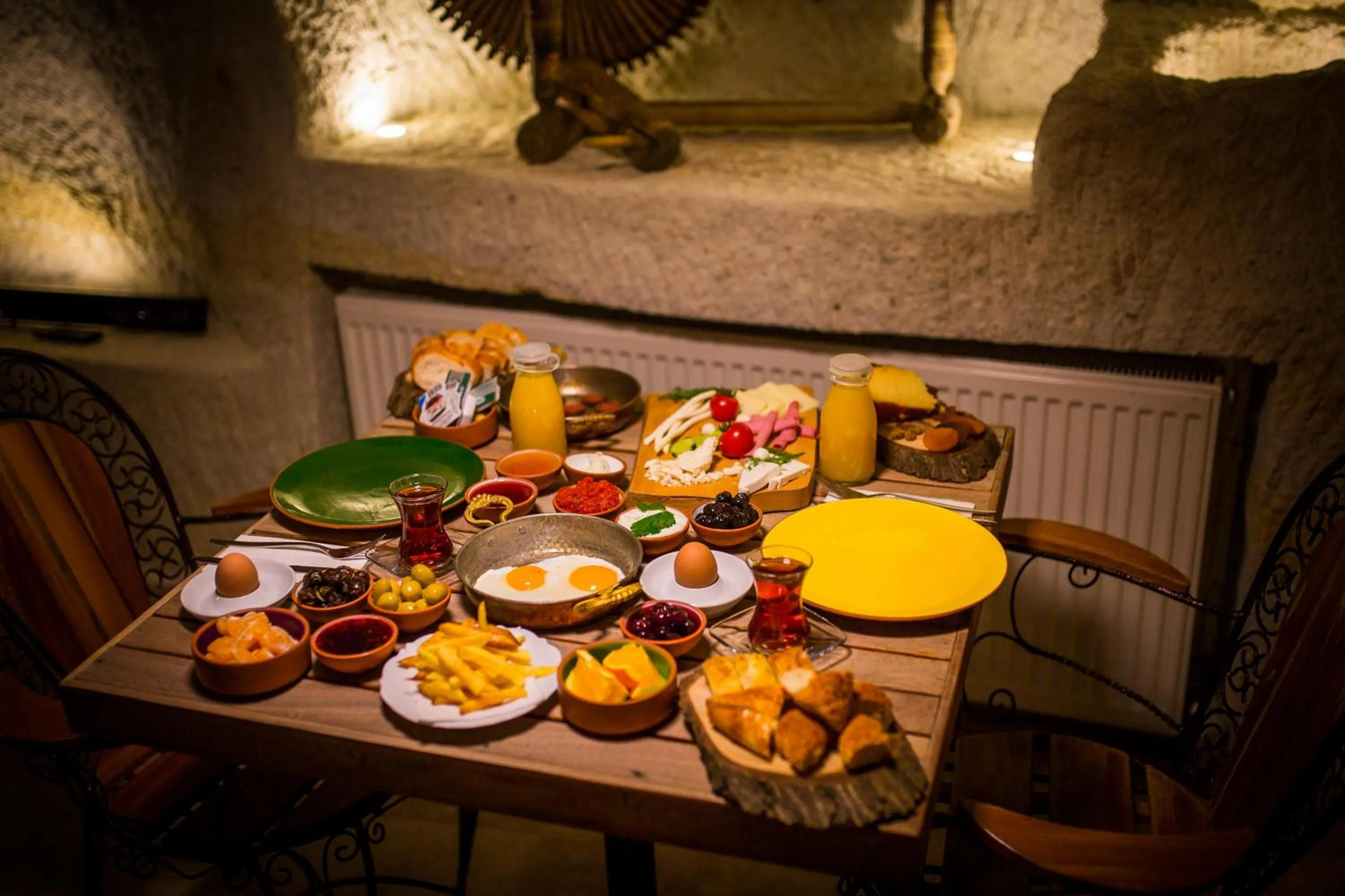 Breakfast in Agarta Cave Hotel