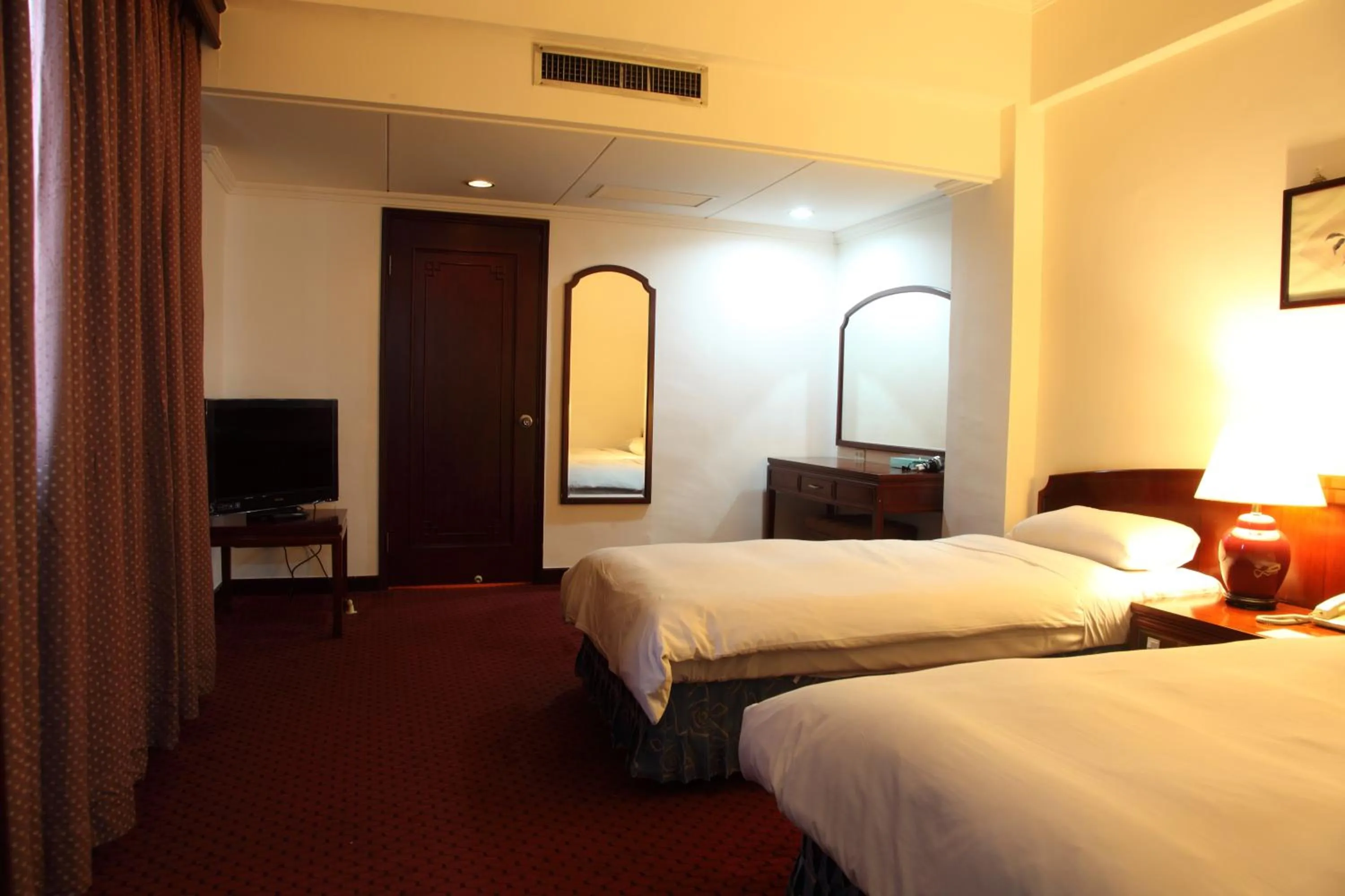 Decorative detail in Nan Tou Hotel