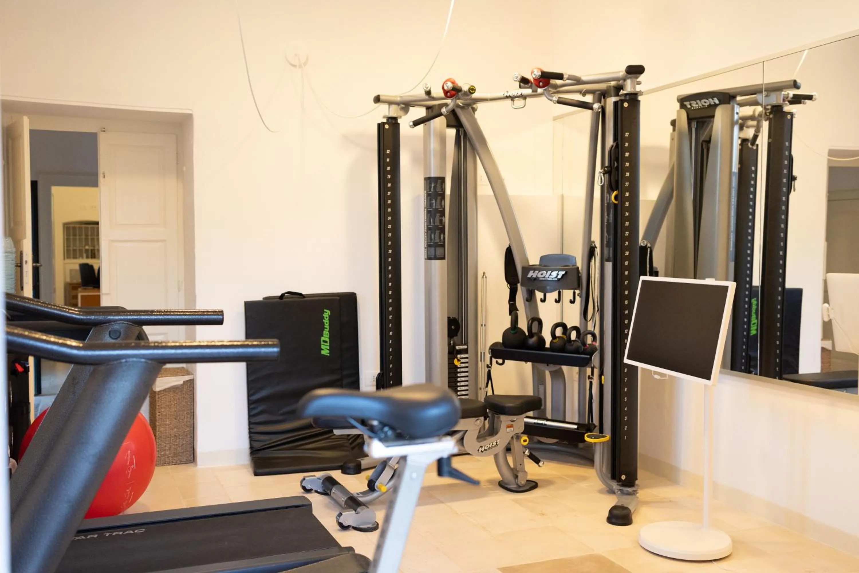 Fitness centre/facilities in Villa Torre Bianca by Emily Hotels