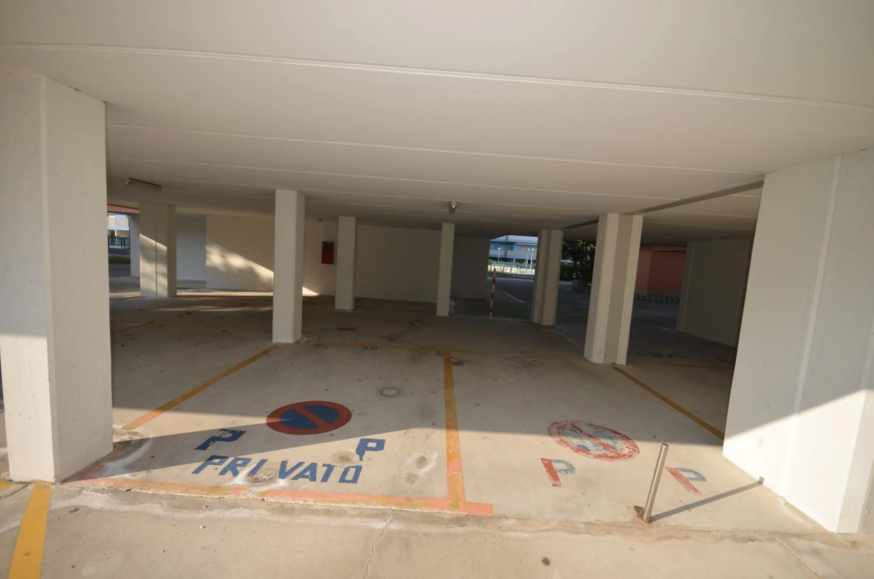 Parking in Residence Valbella