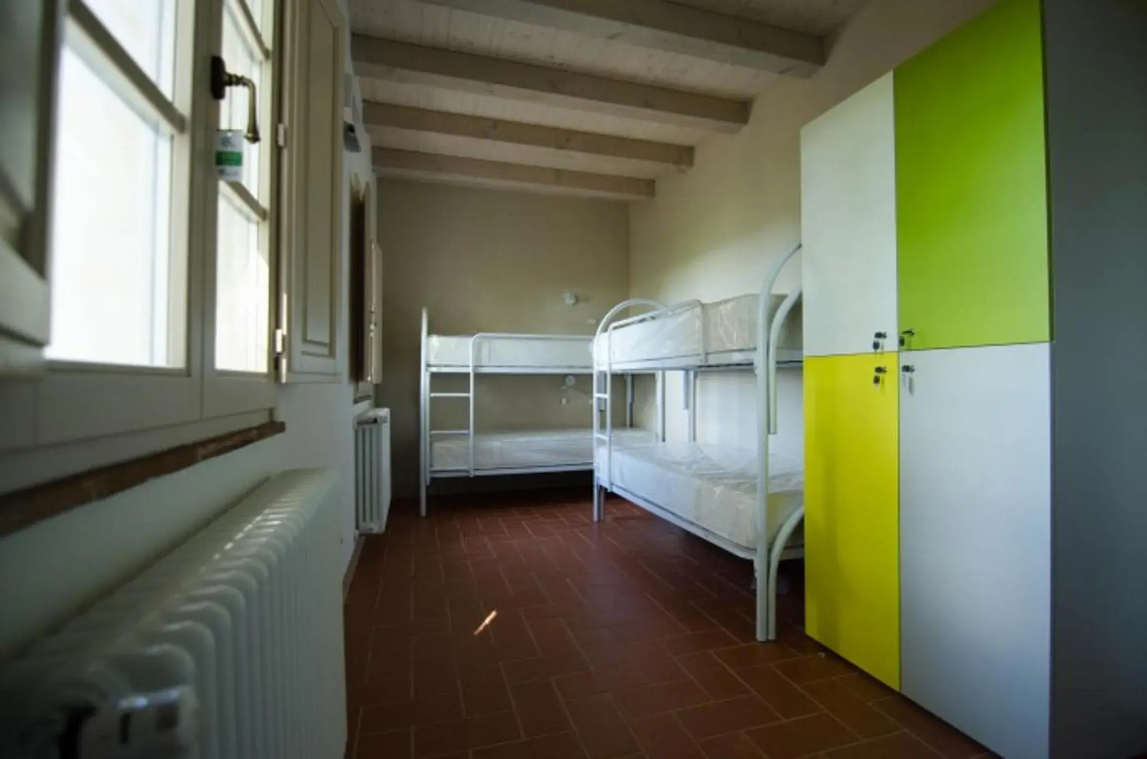Single Bed in Mixed Dormitory Room in Ostello San Miniato Single Bed in Mixed Dormitory Room in Ostello San Miniato