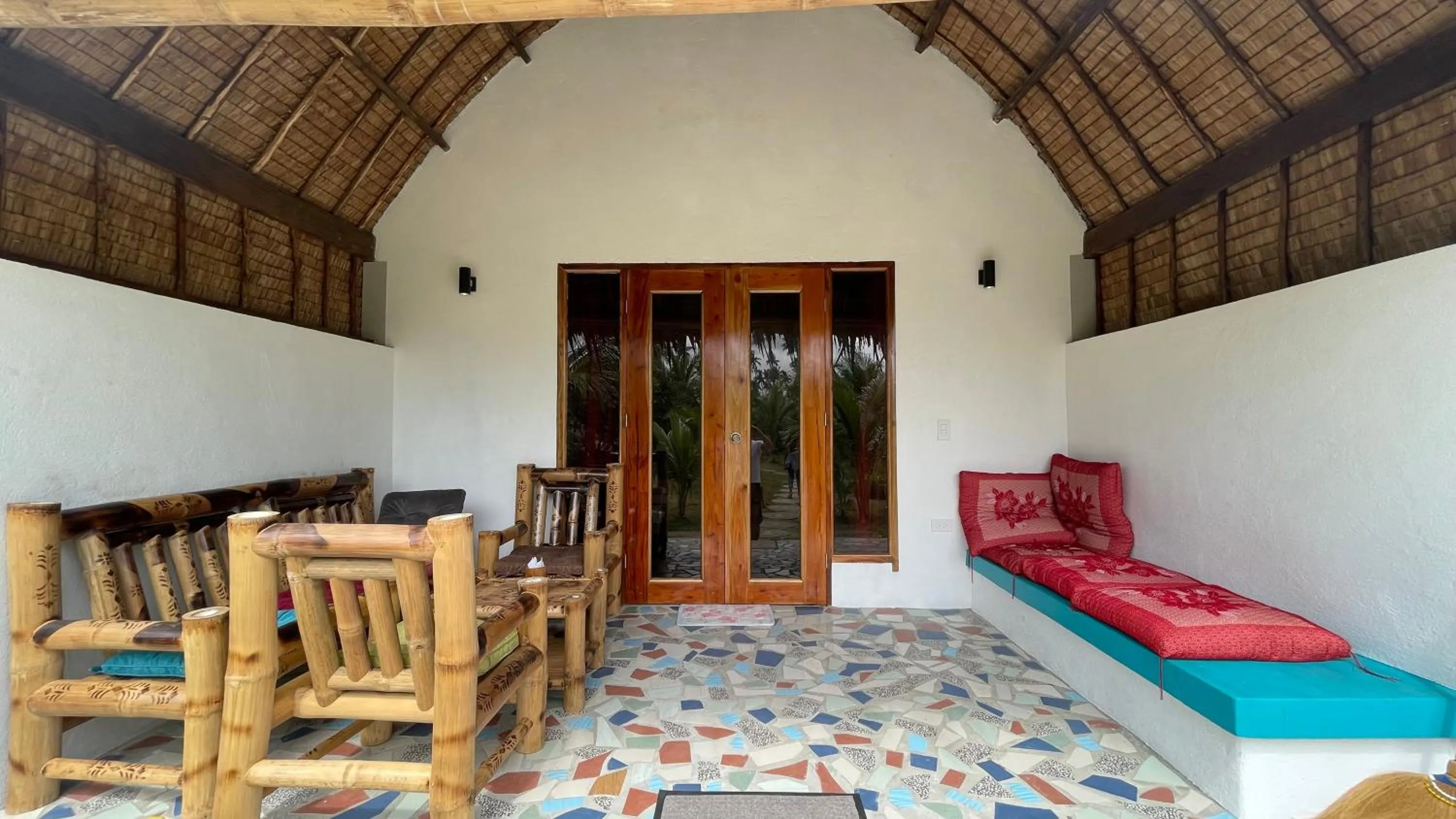 Seating area in Footprints Beach Resort