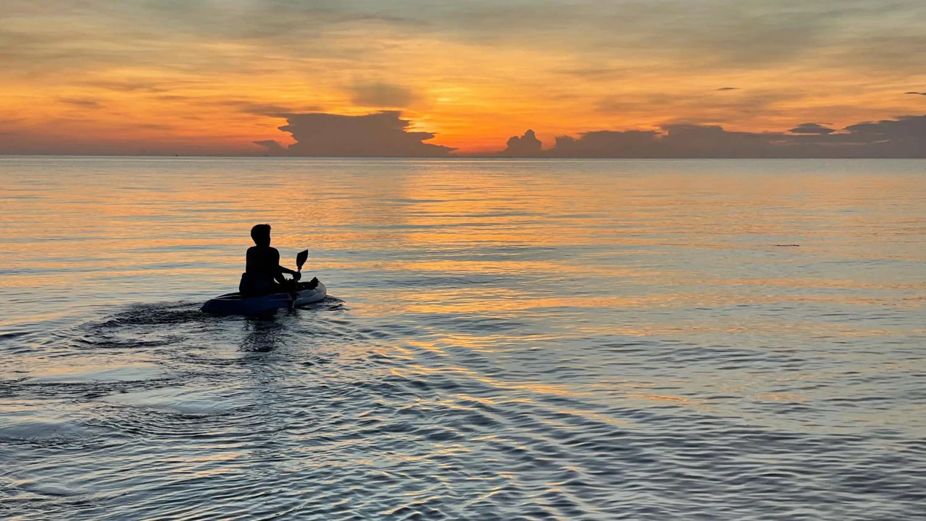 Canoeing in Footprints Beach Resort