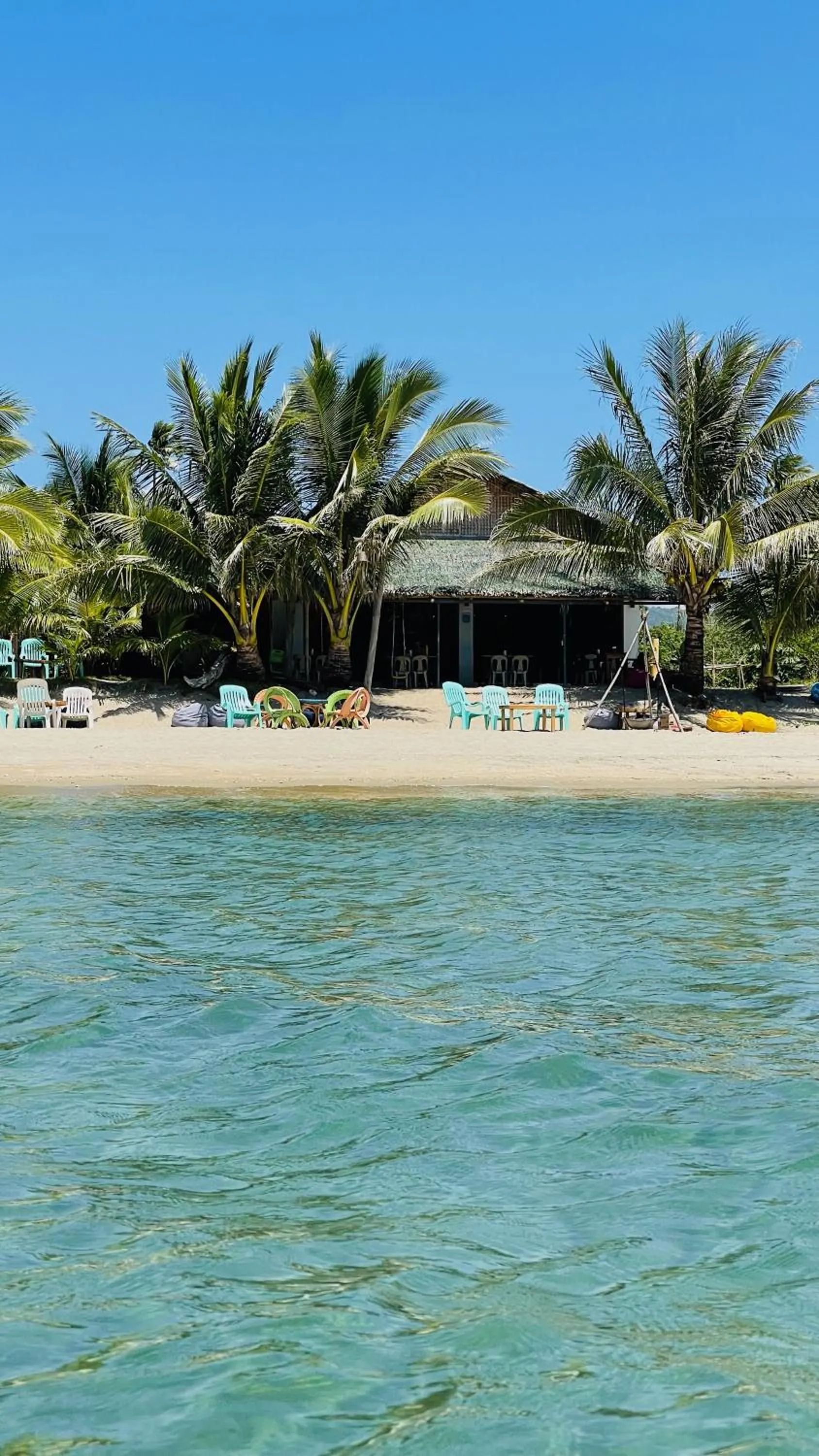 Beach in Footprints Beach Resort