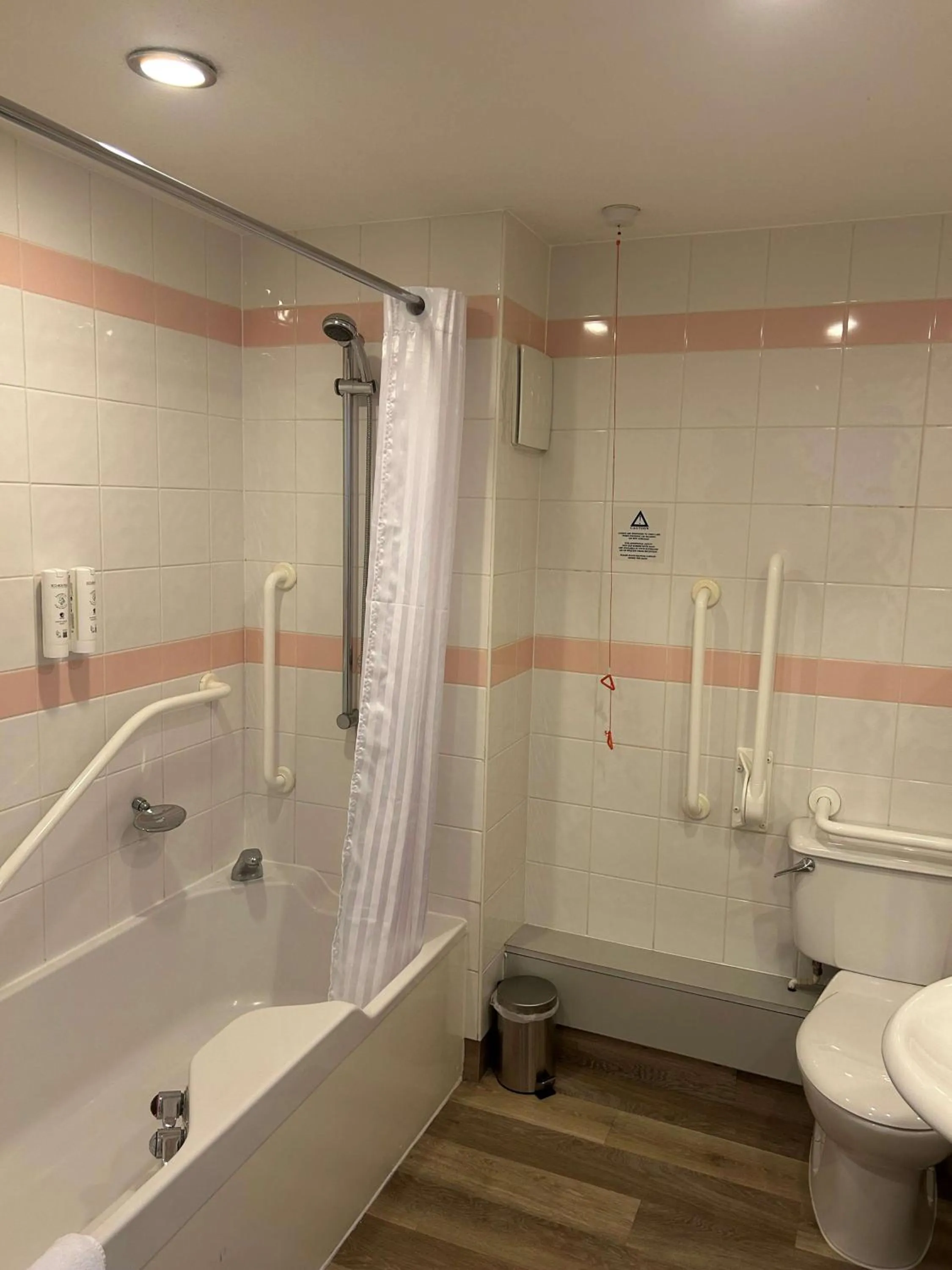 Bathroom in Best Western Appleby Park Hotel