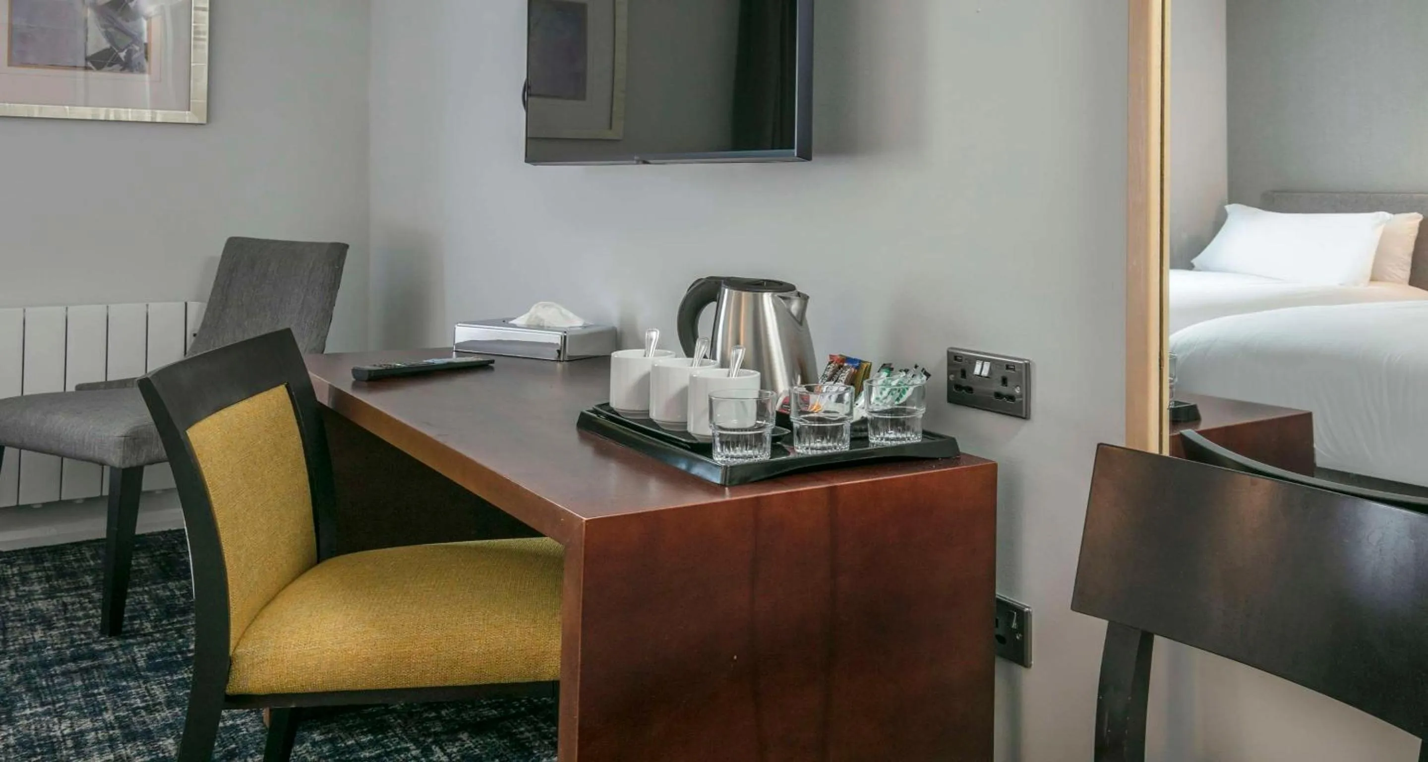 Bedroom, Bed in Best Western Appleby Park Hotel