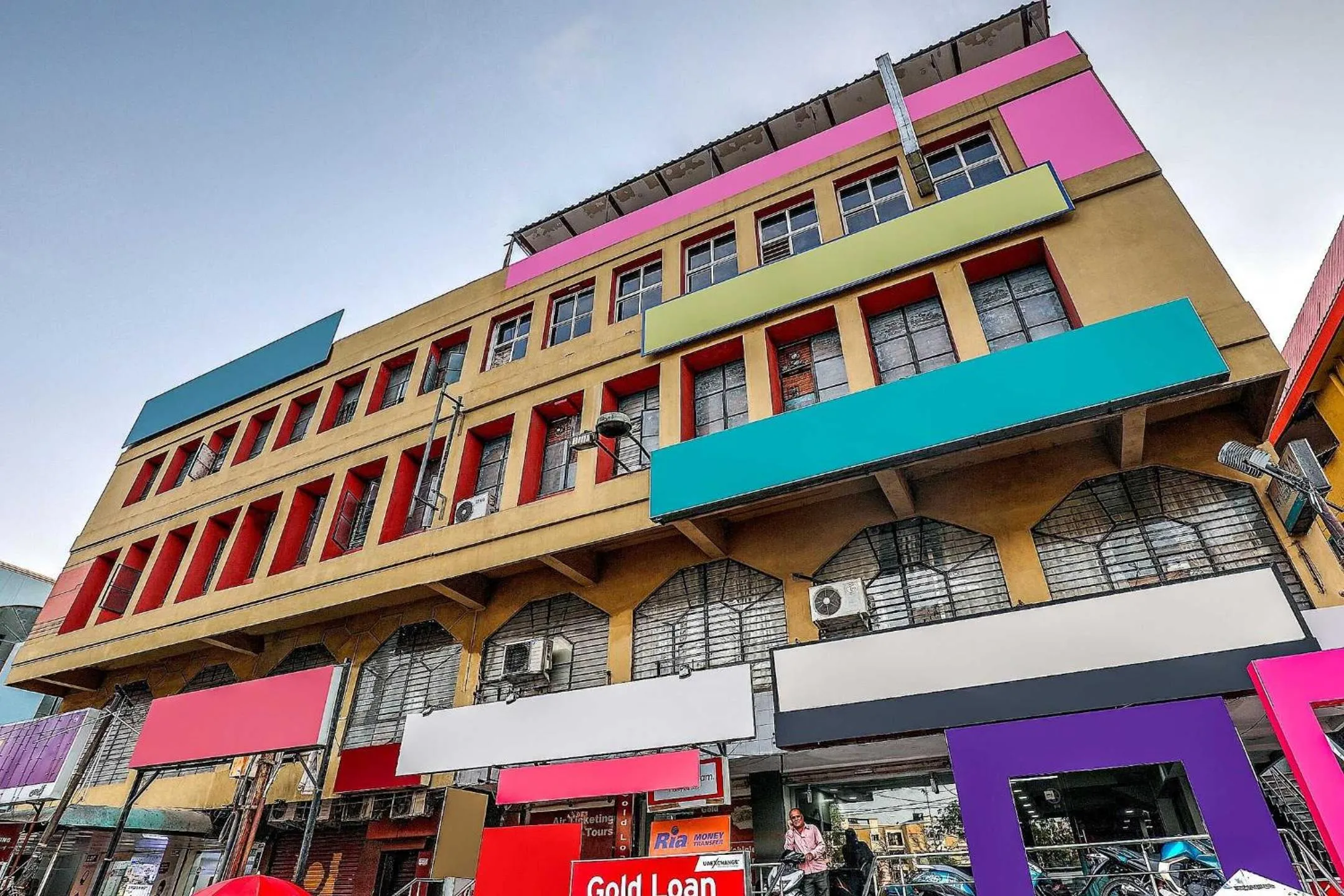 Facade/entrance in Hotel O Deccan Lodging And Boarding
