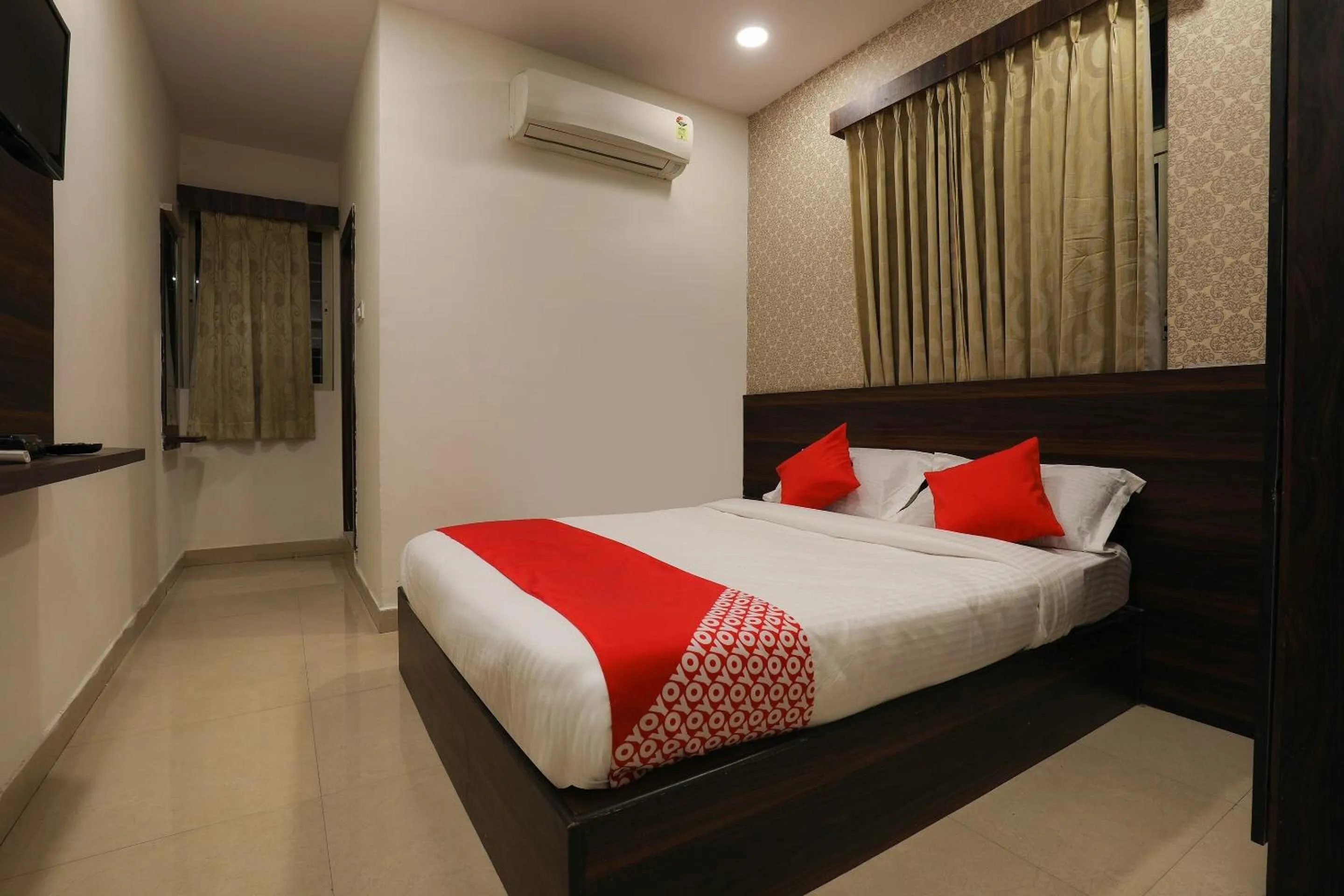 Bedroom, Bed in Hotel O Deccan Lodging And Boarding