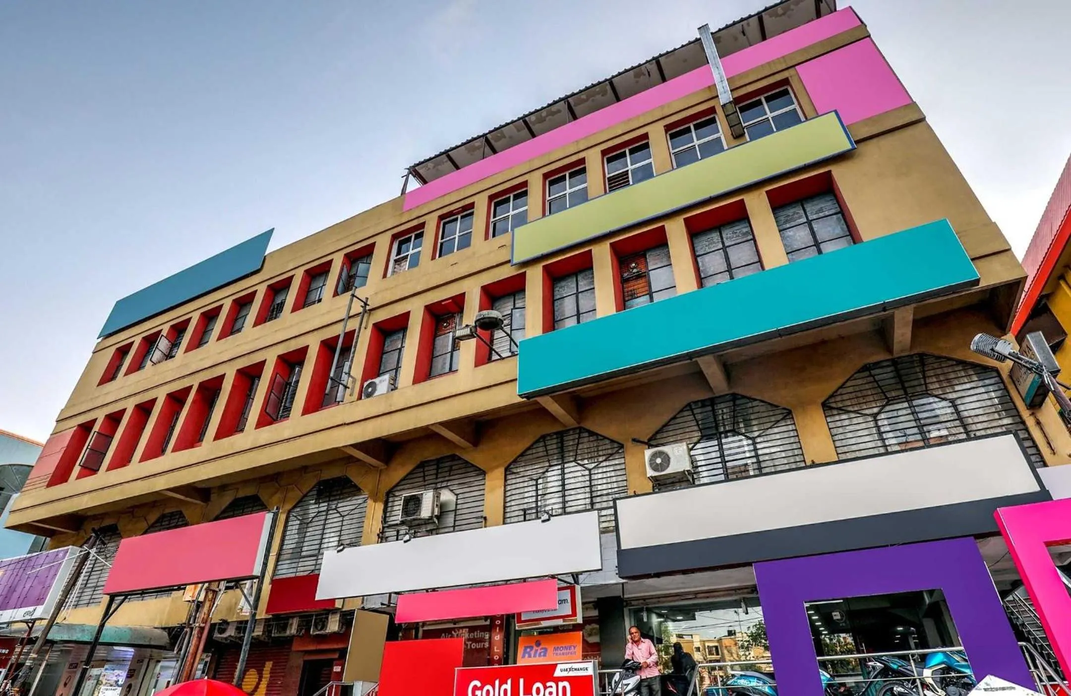Facade/entrance in Hotel O Deccan Lodging And Boarding