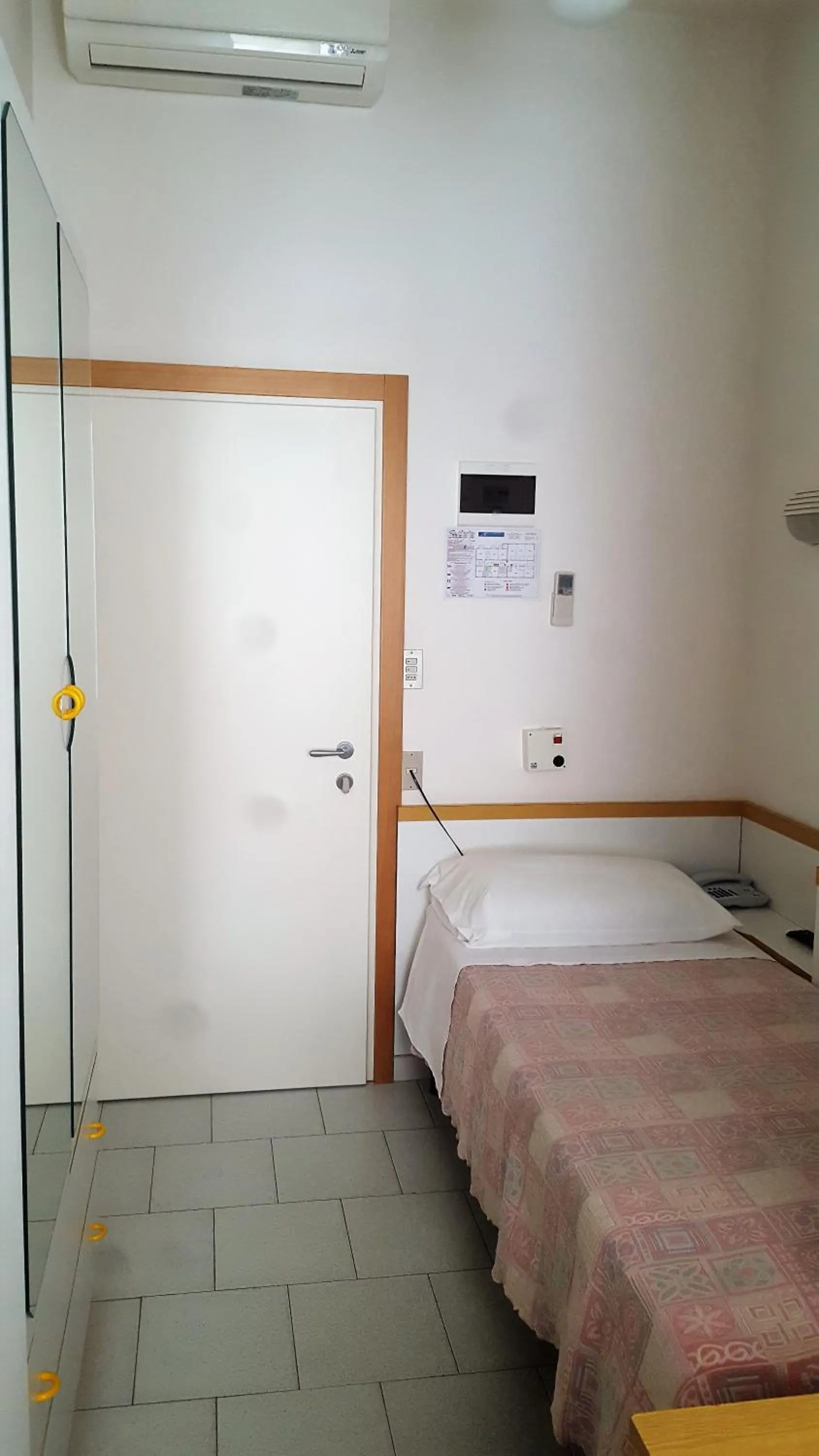 Photo of the whole room in Albergo Sabrina