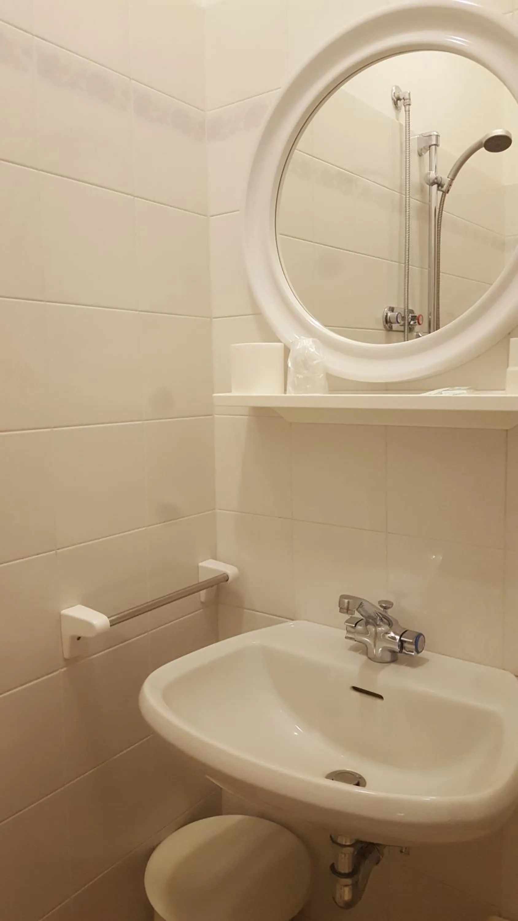 Bathroom in Albergo Sabrina