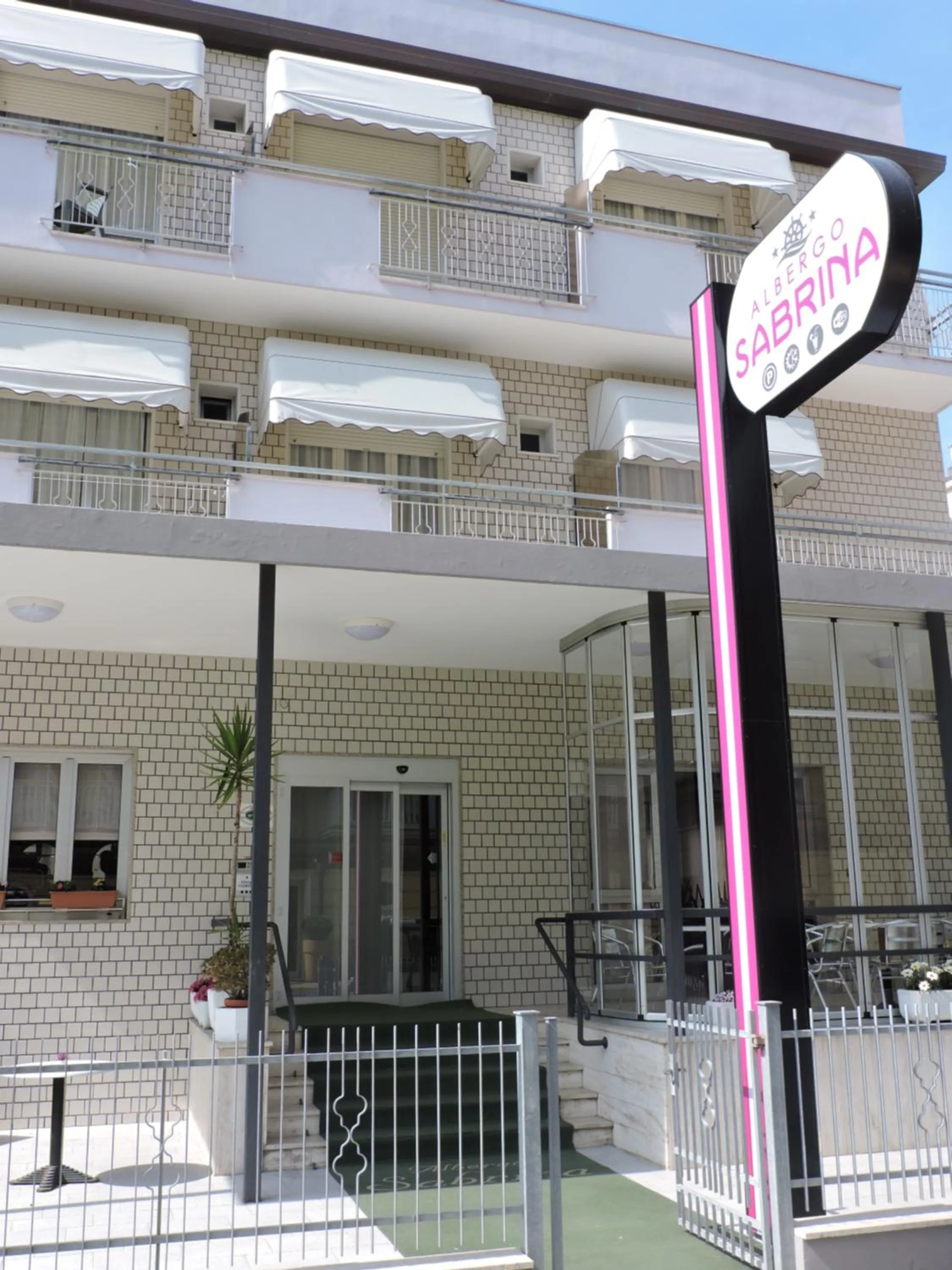 Facade/entrance in Albergo Sabrina