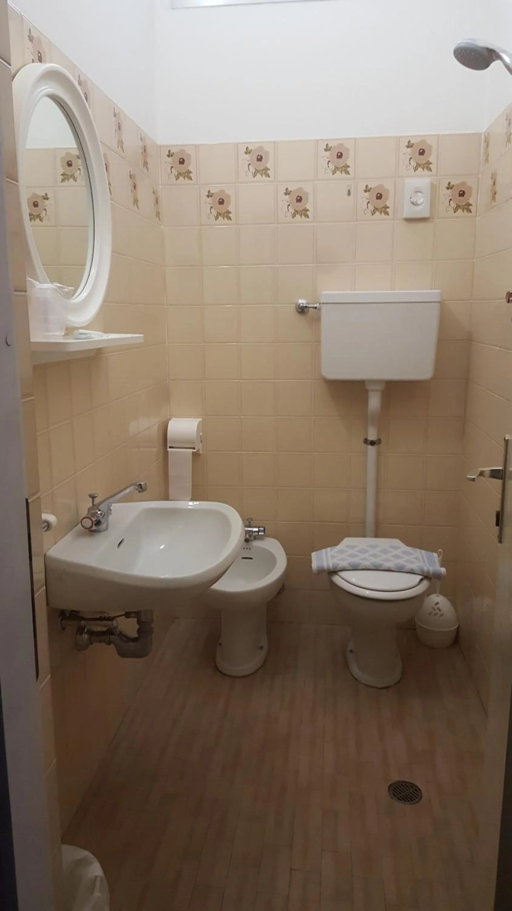 Bathroom in Albergo Sabrina