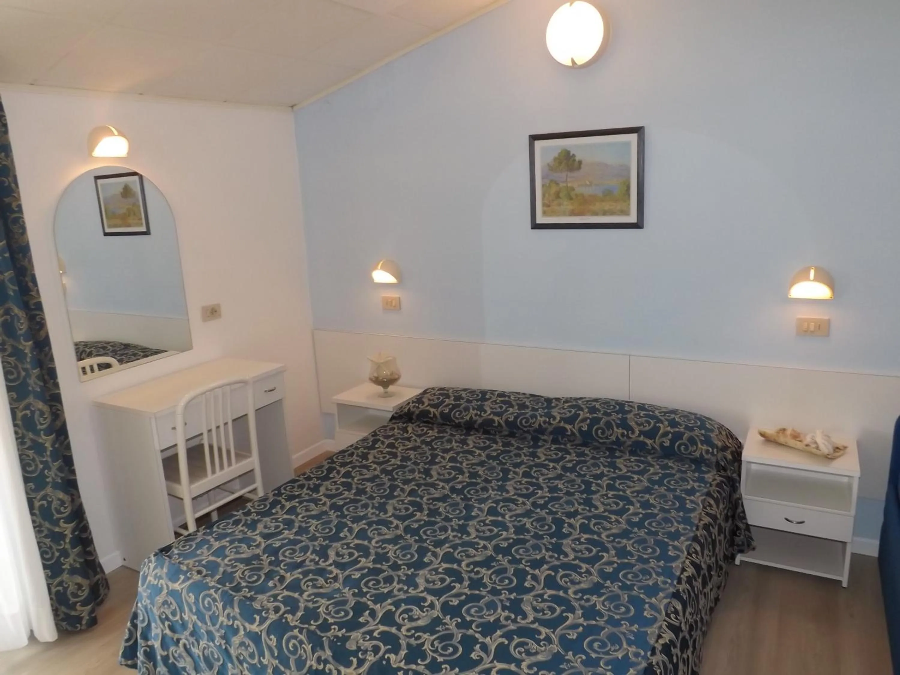 Photo of the whole room, Bed in Hotel Vasco