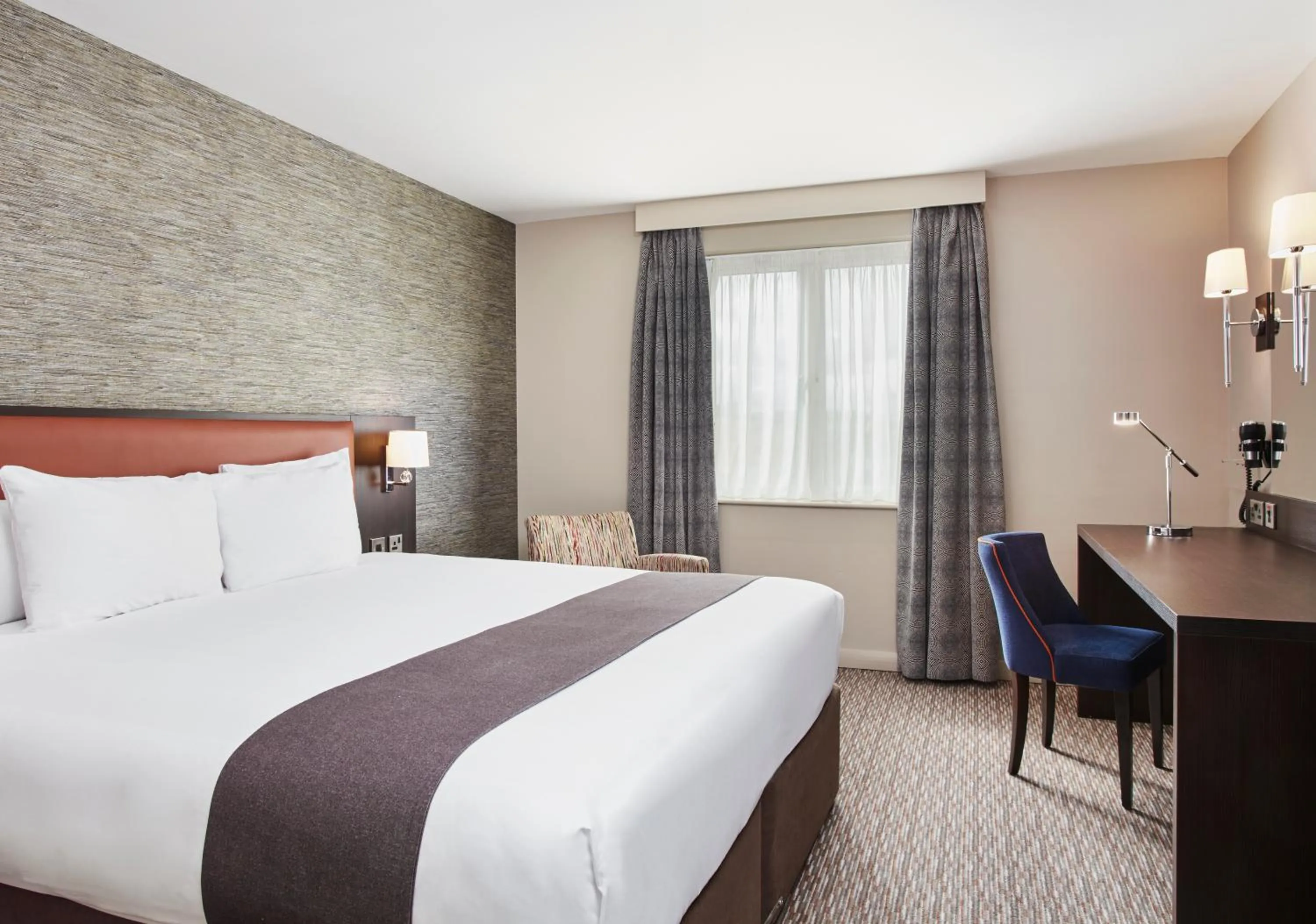 Bedroom, Bed in Holiday Inn Belfast by IHG