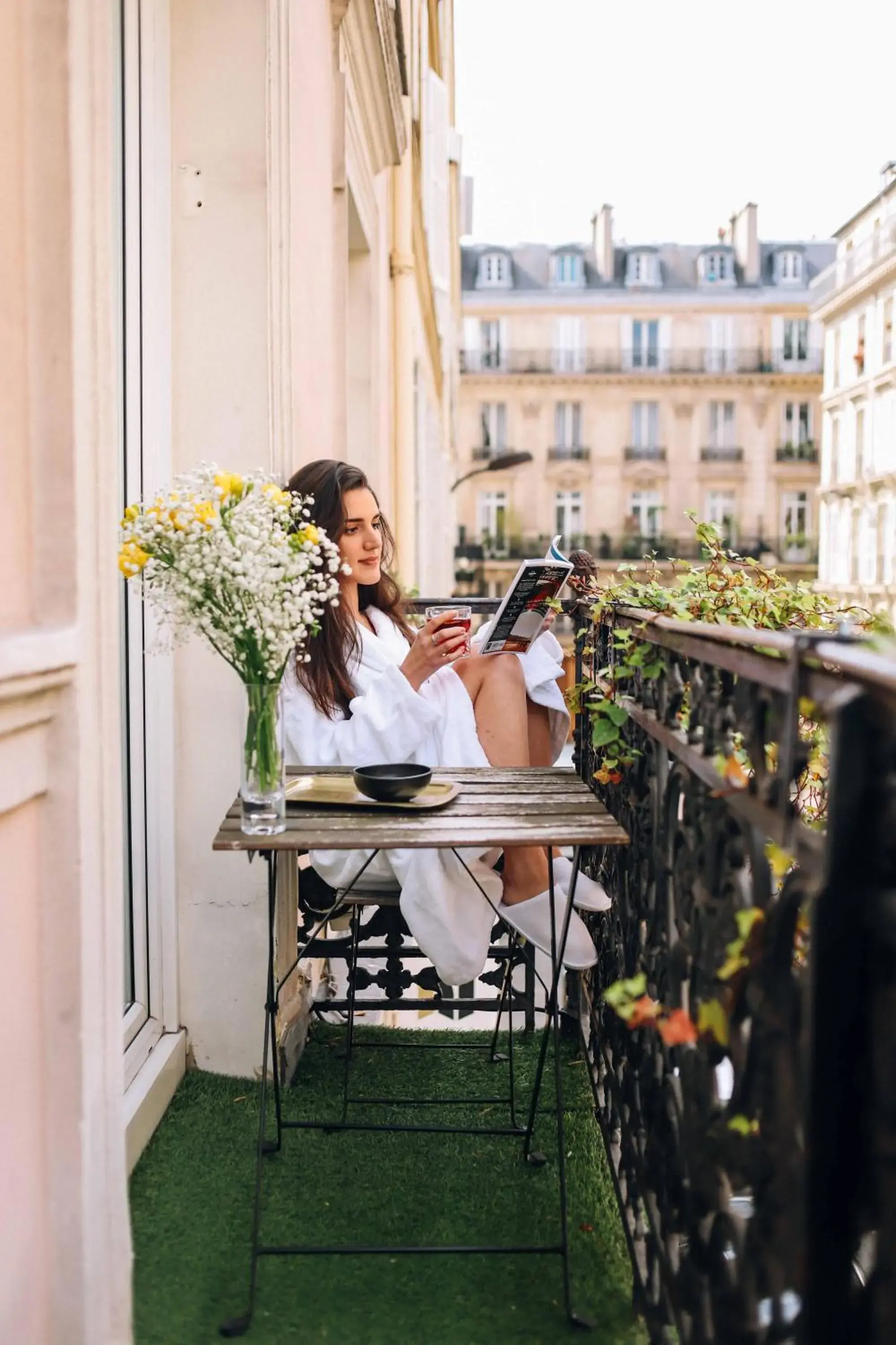 Deluxe Double Room with Balcony in Maison Nabis by HappyCulture Deluxe Double Room with Balcony in Maison Nabis by HappyCulture