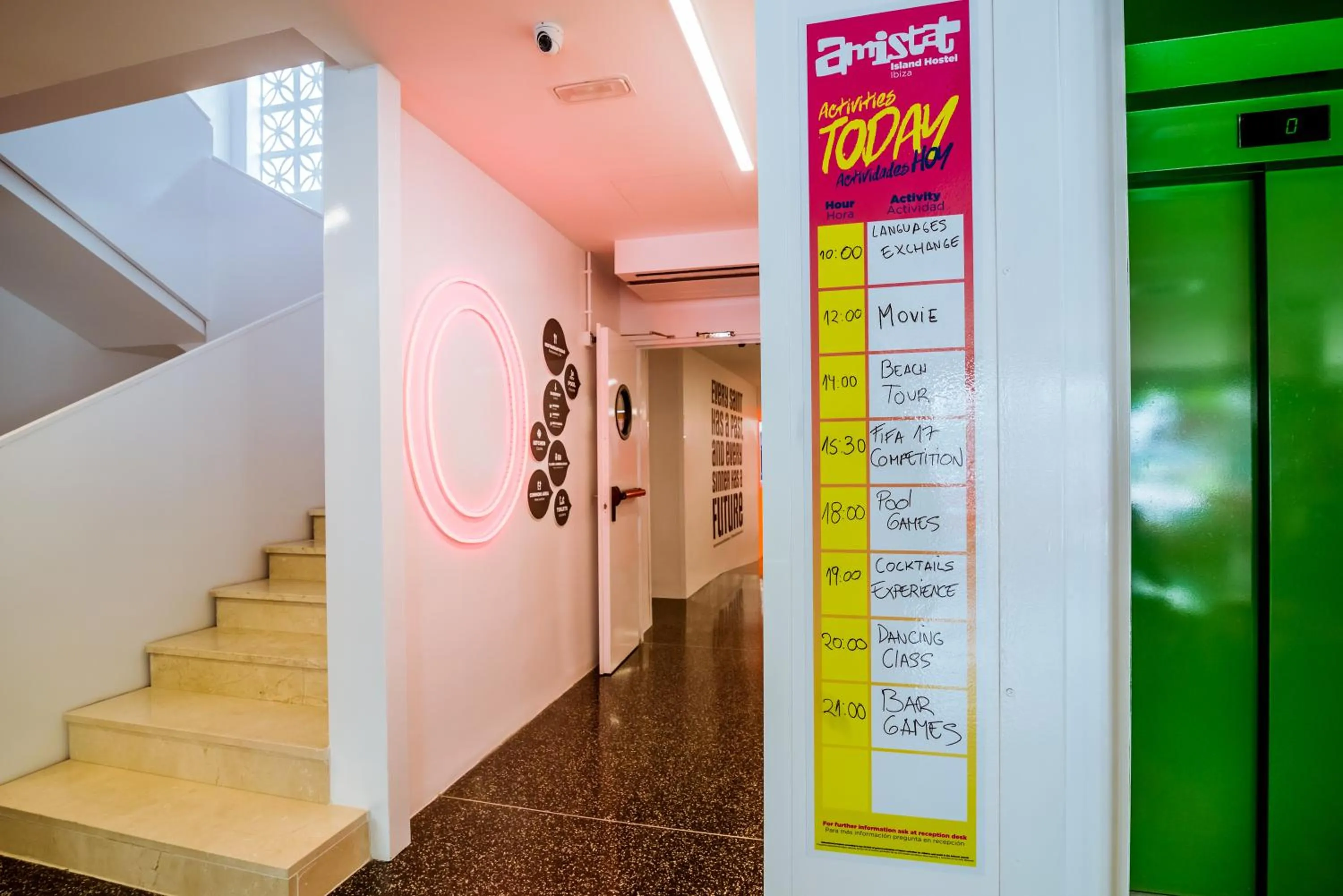 Decorative detail in AMISTAT Island Hostel Ibiza - ALBERGUE JUVENIL