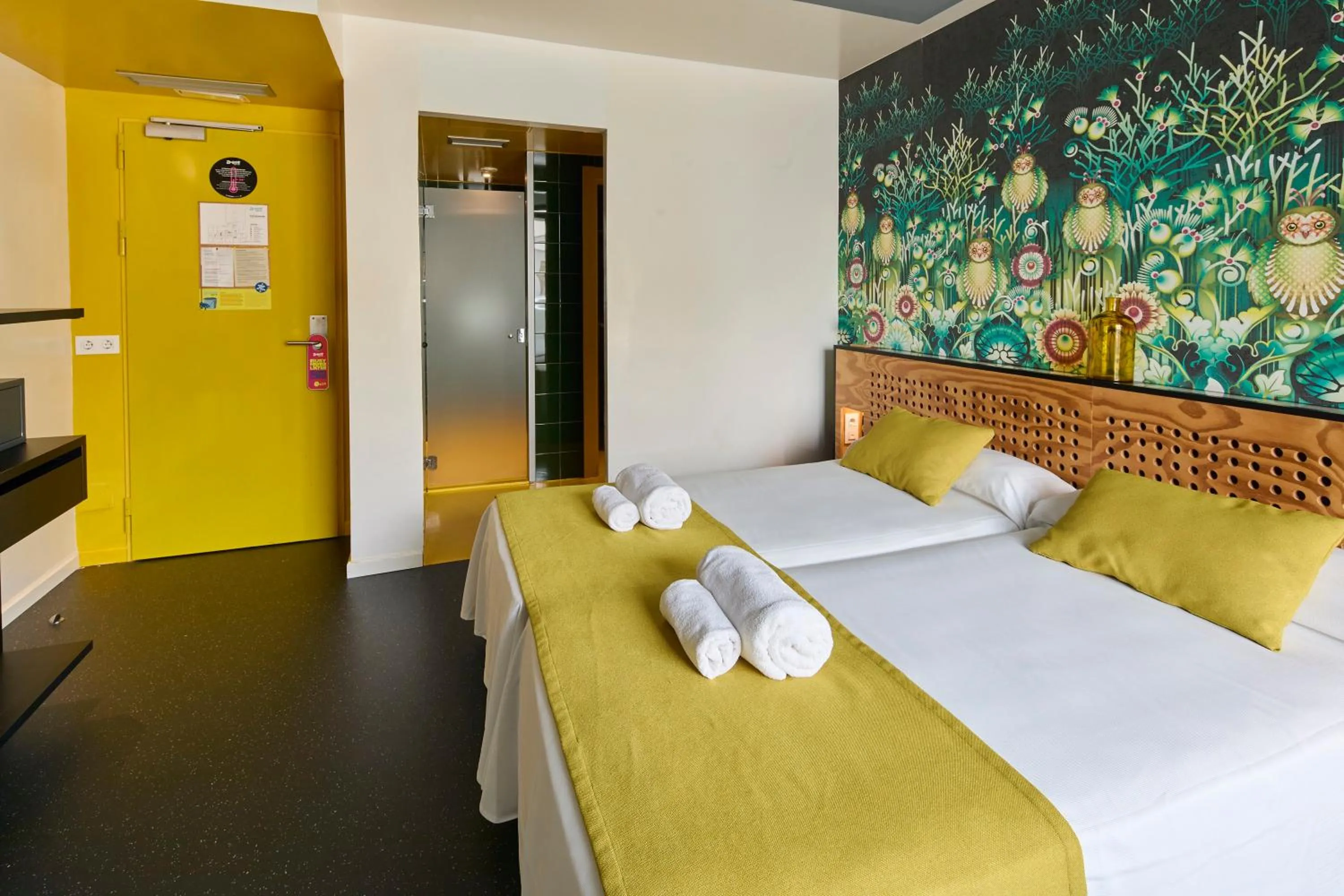 Bed in AMISTAT Island Hostel Ibiza - ALBERGUE JUVENIL