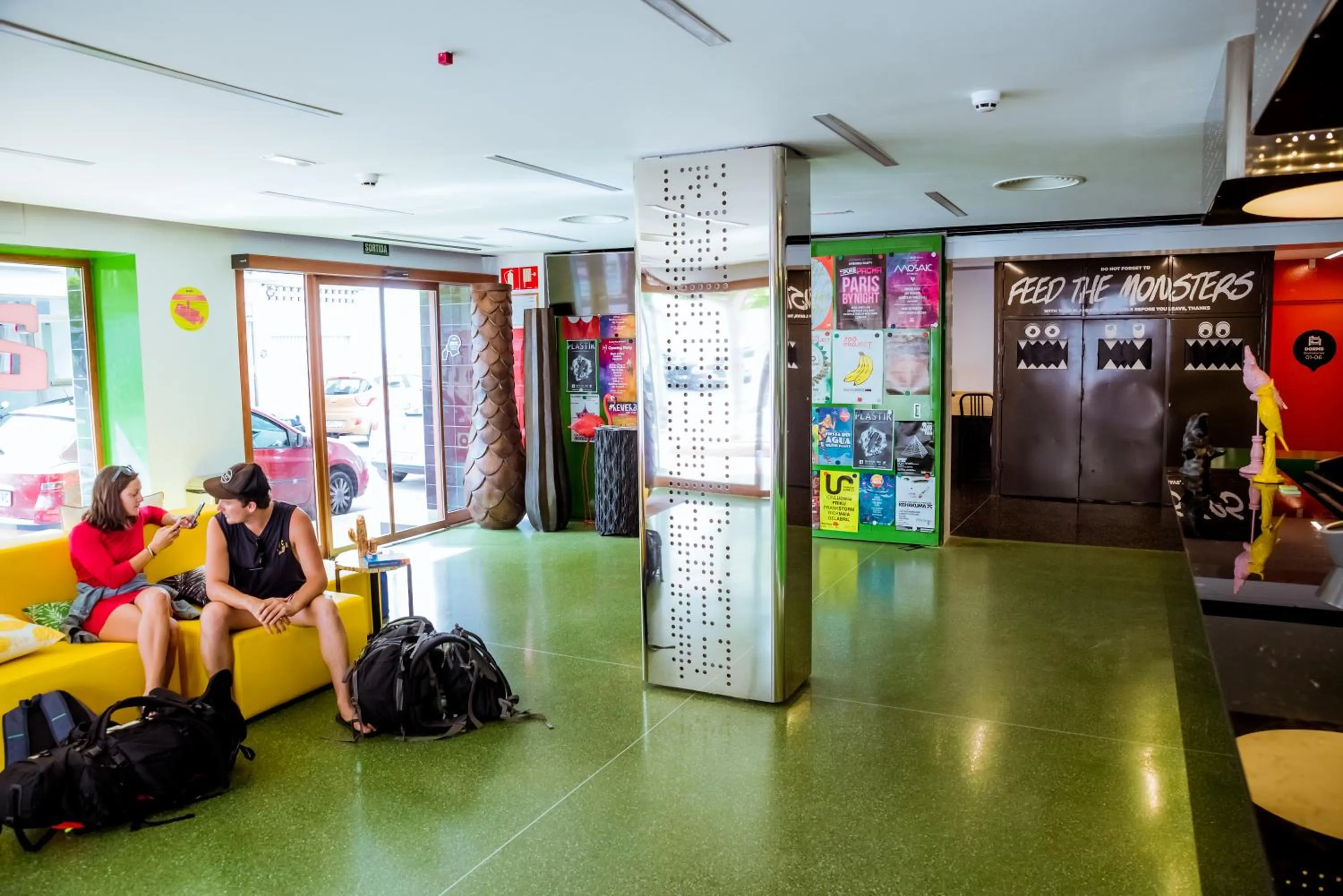 Lobby or reception in AMISTAT Island Hostel Ibiza - ALBERGUE JUVENIL