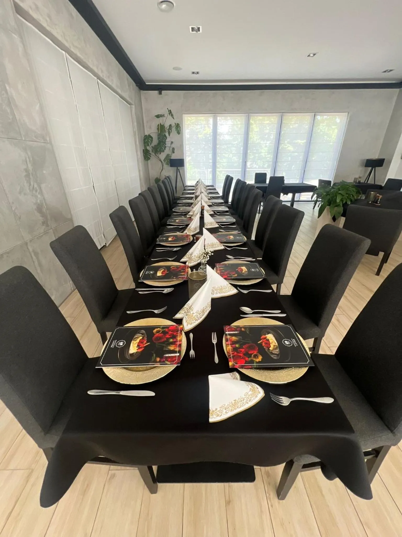 Hotel Lantier & Swimming Pool Zone