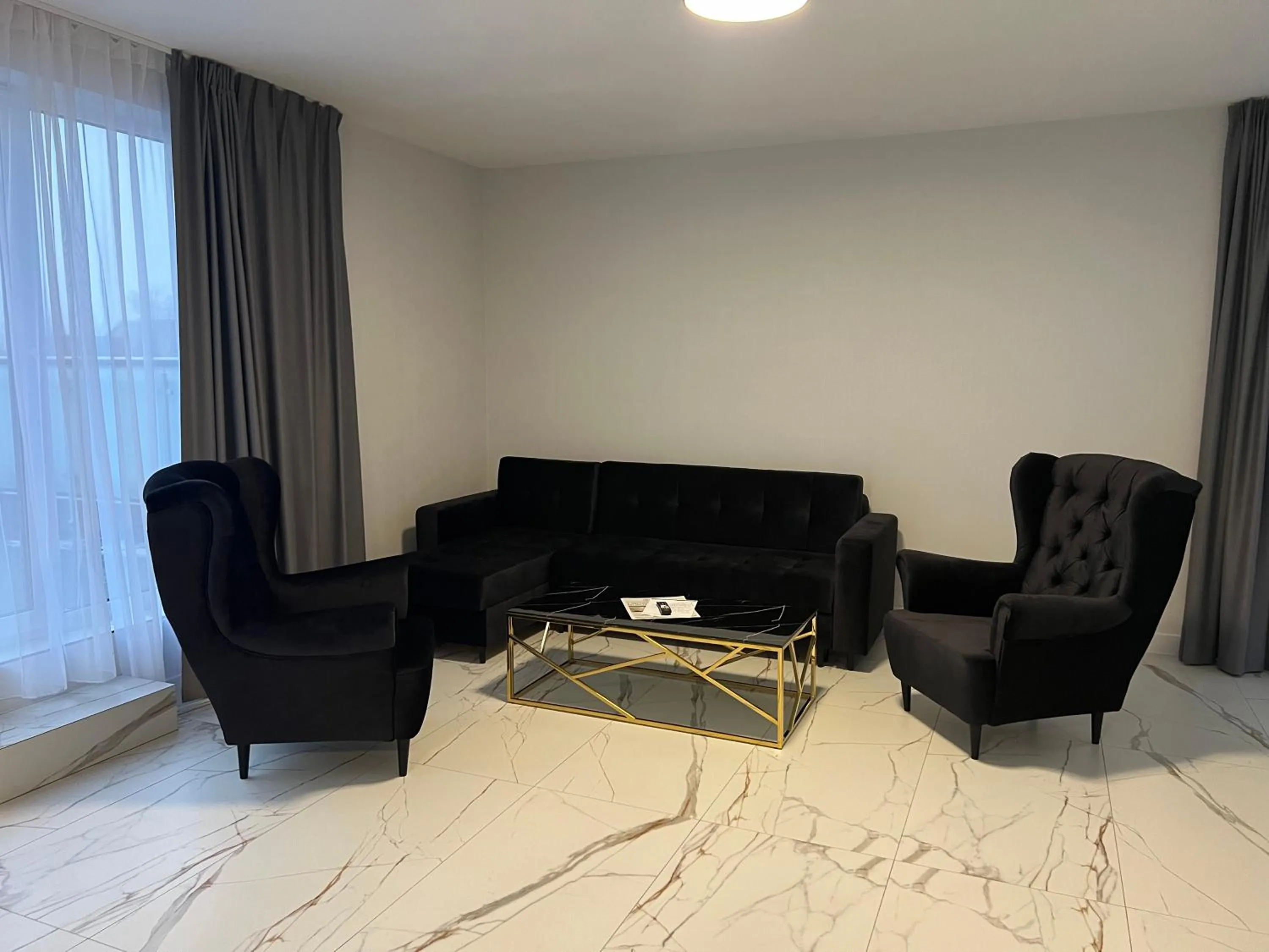 Hotel Lantier & Swimming Pool Zone