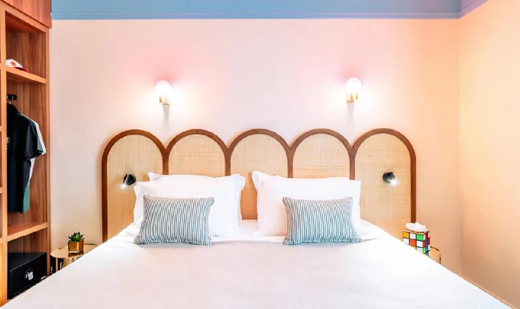 Bed in Citadines Castellane Marseille