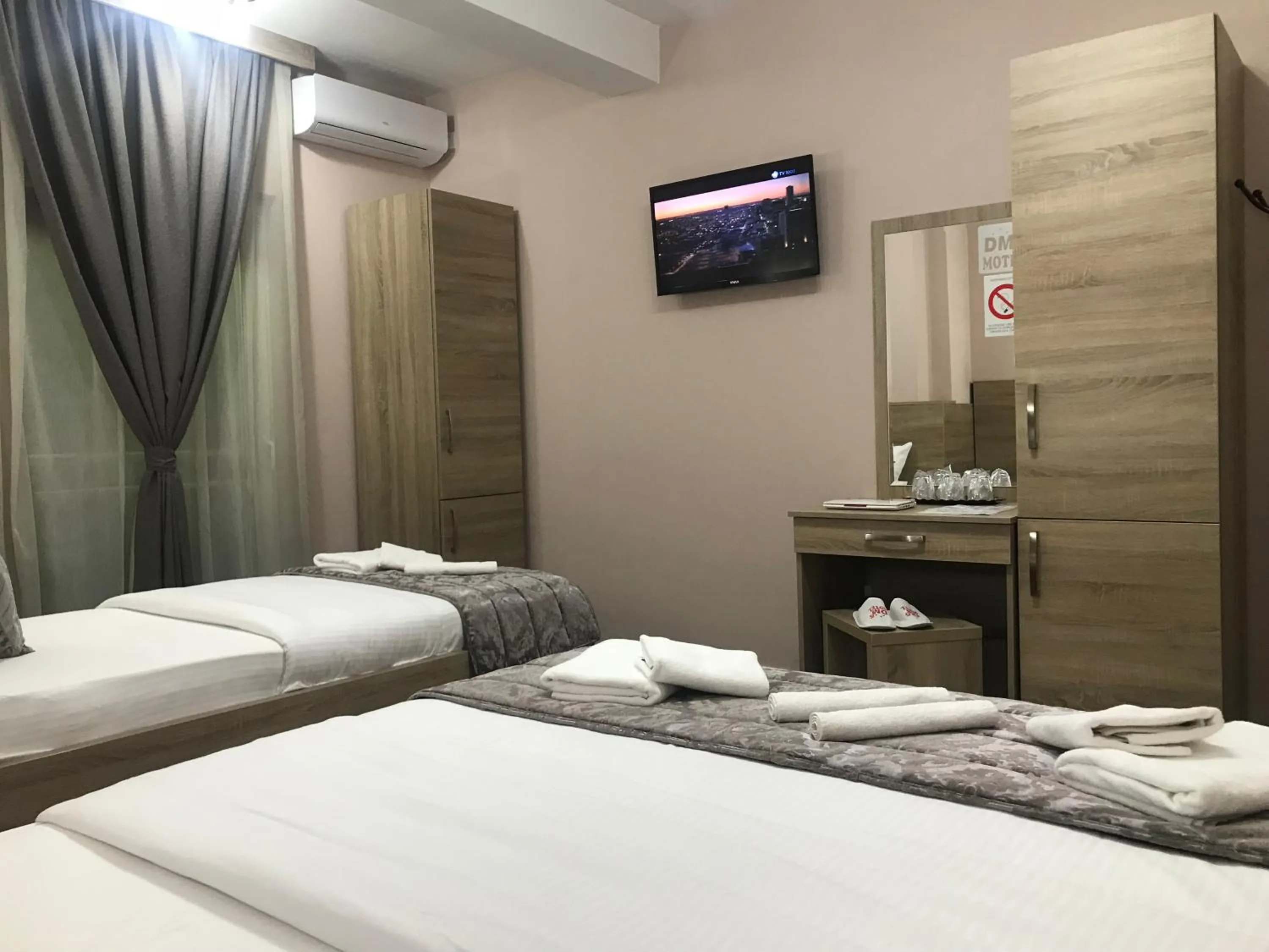 Decorative detail, Bed in Prenociste&Restoran DM