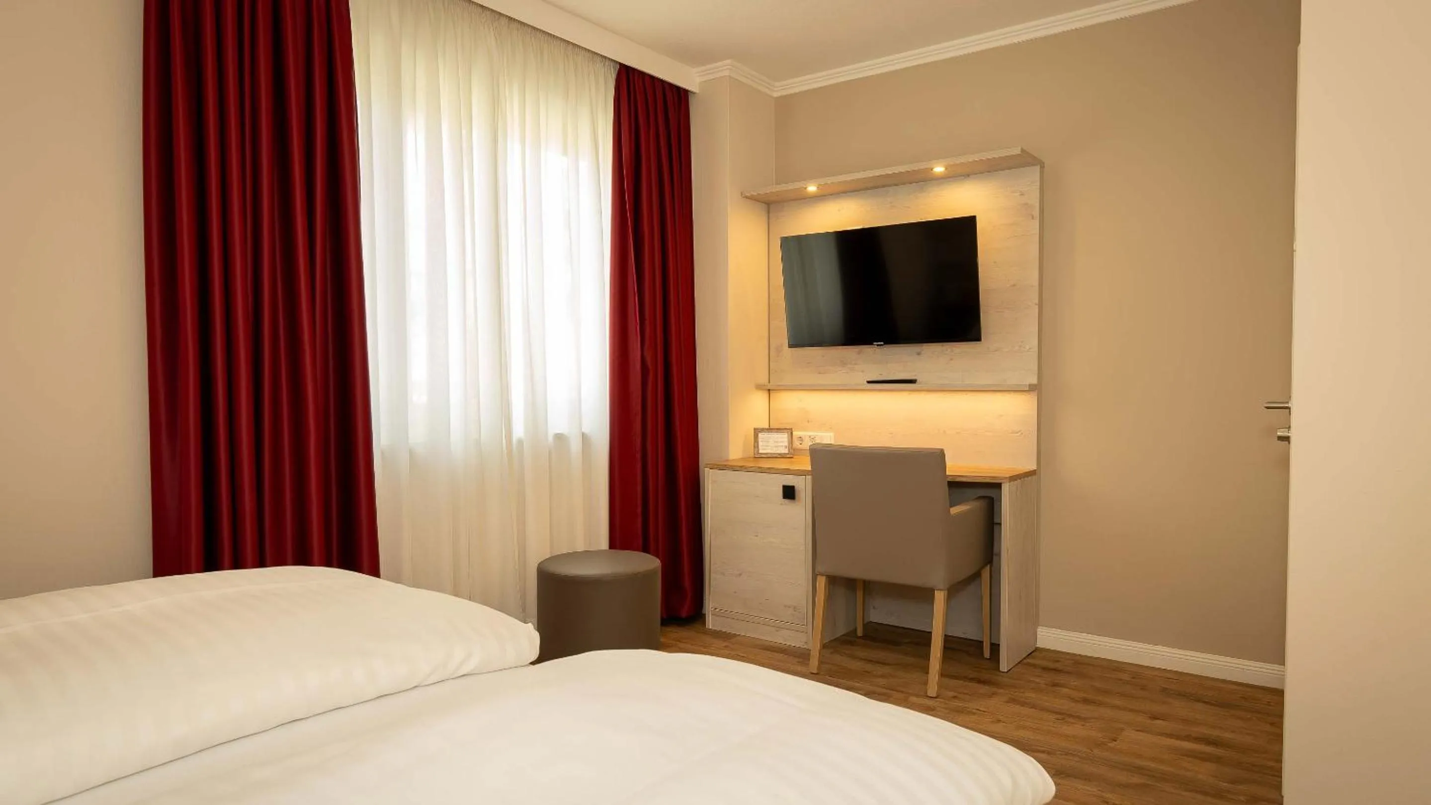 TV and multimedia, Bed in Boutique Hotel Rosengarten Hamburg