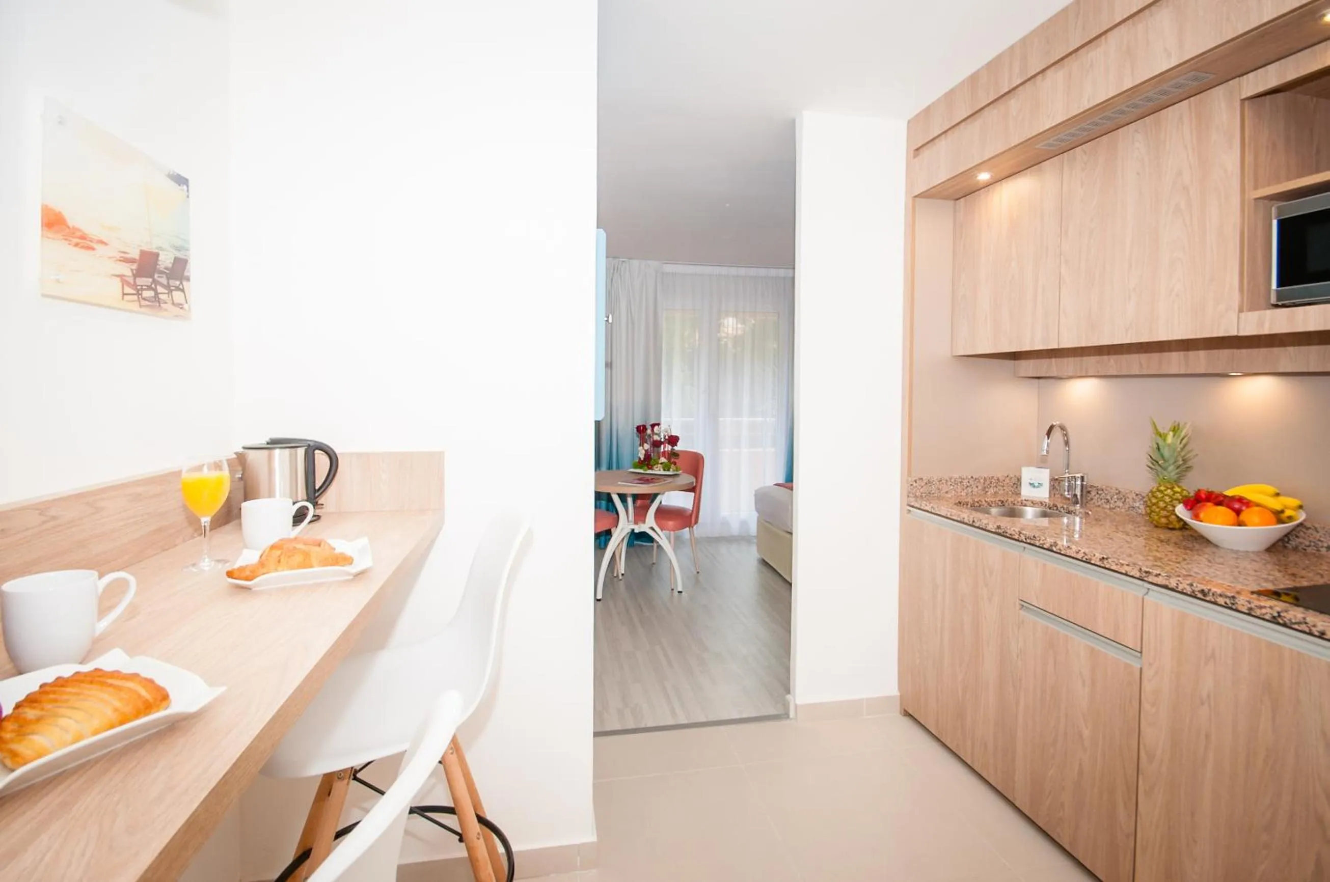 Kitchen or kitchenette in Residhome Nice Promenade