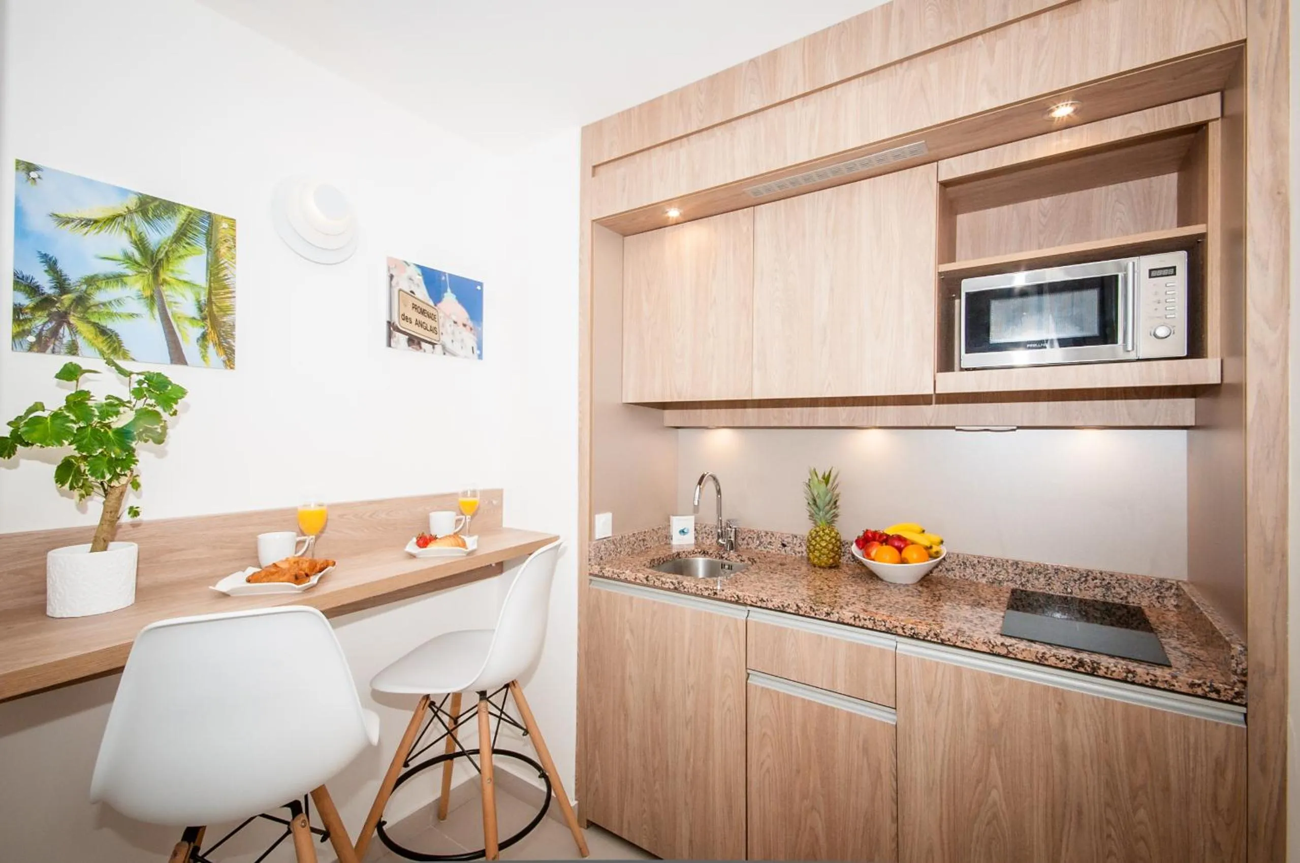 Kitchen or kitchenette in Residhome Nice Promenade