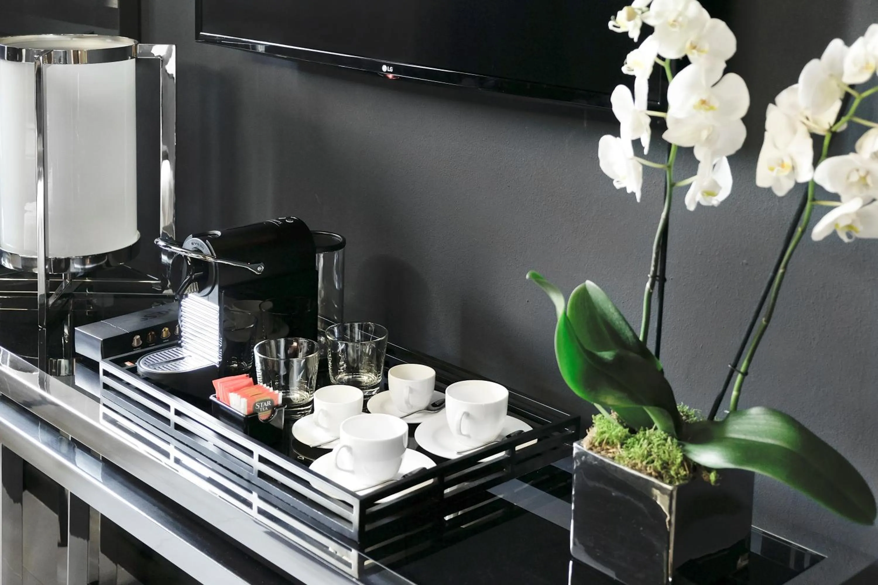 Coffee/tea facilities in Parioli Place B&B