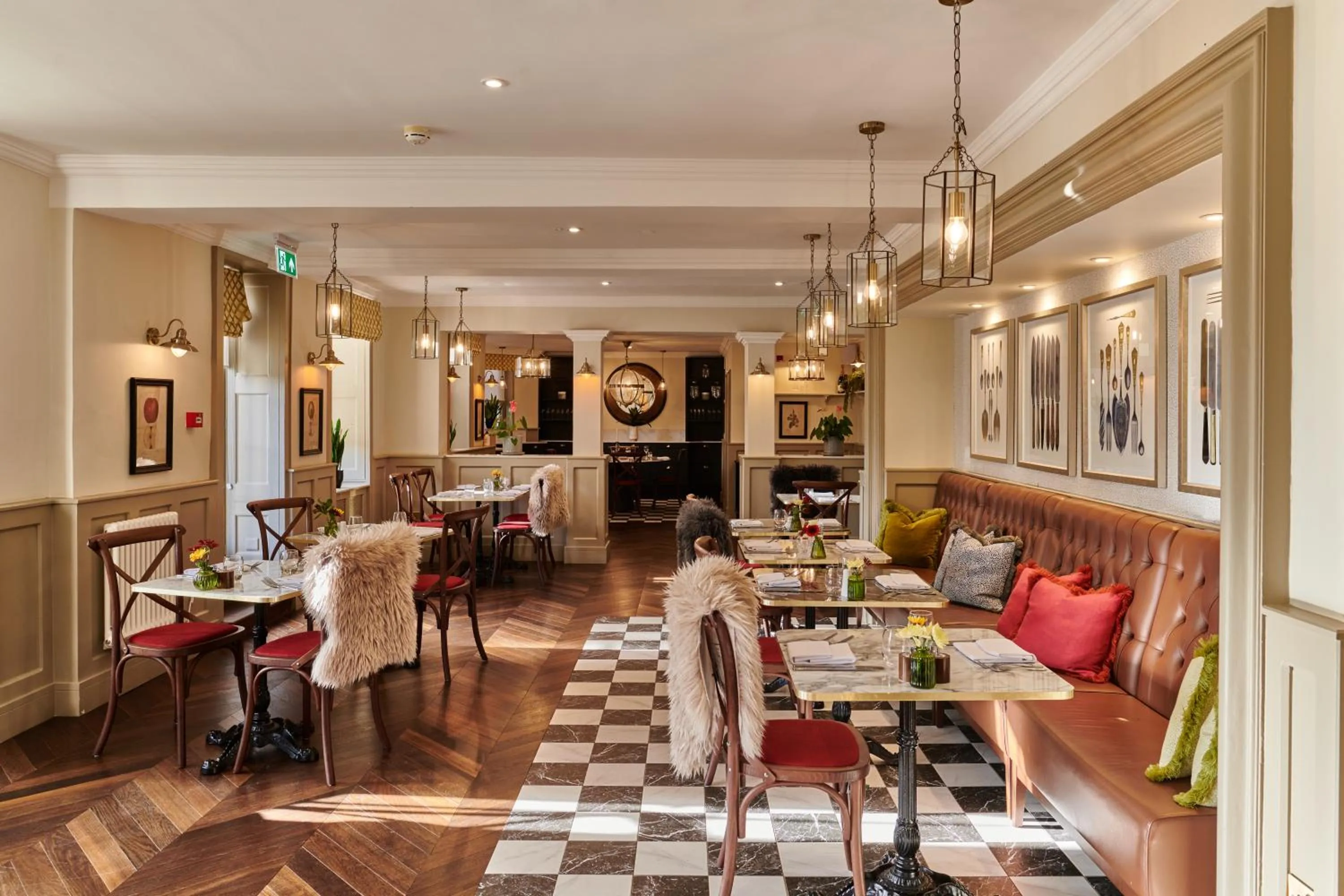 Restaurant/places to eat in Burnham Beeches Hotel & Spa