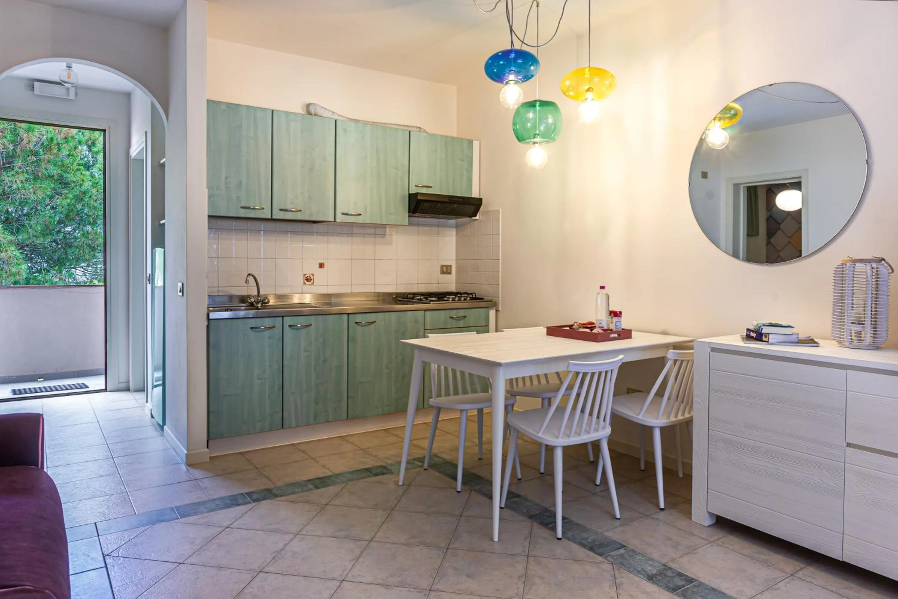 Kitchen or kitchenette in Oleandri Suite Hotel
