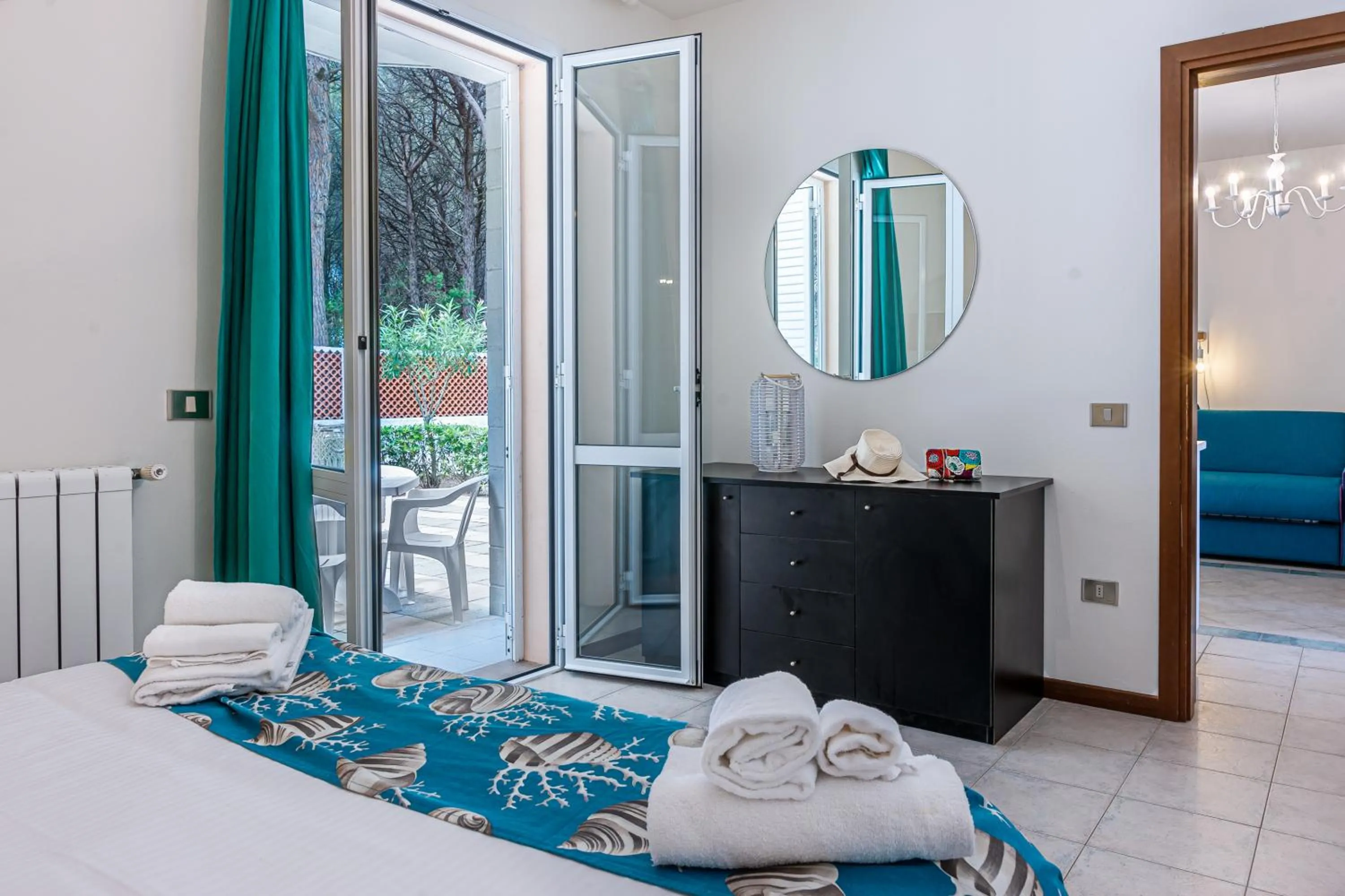 Bedroom, Bed in Oleandri Suite Hotel