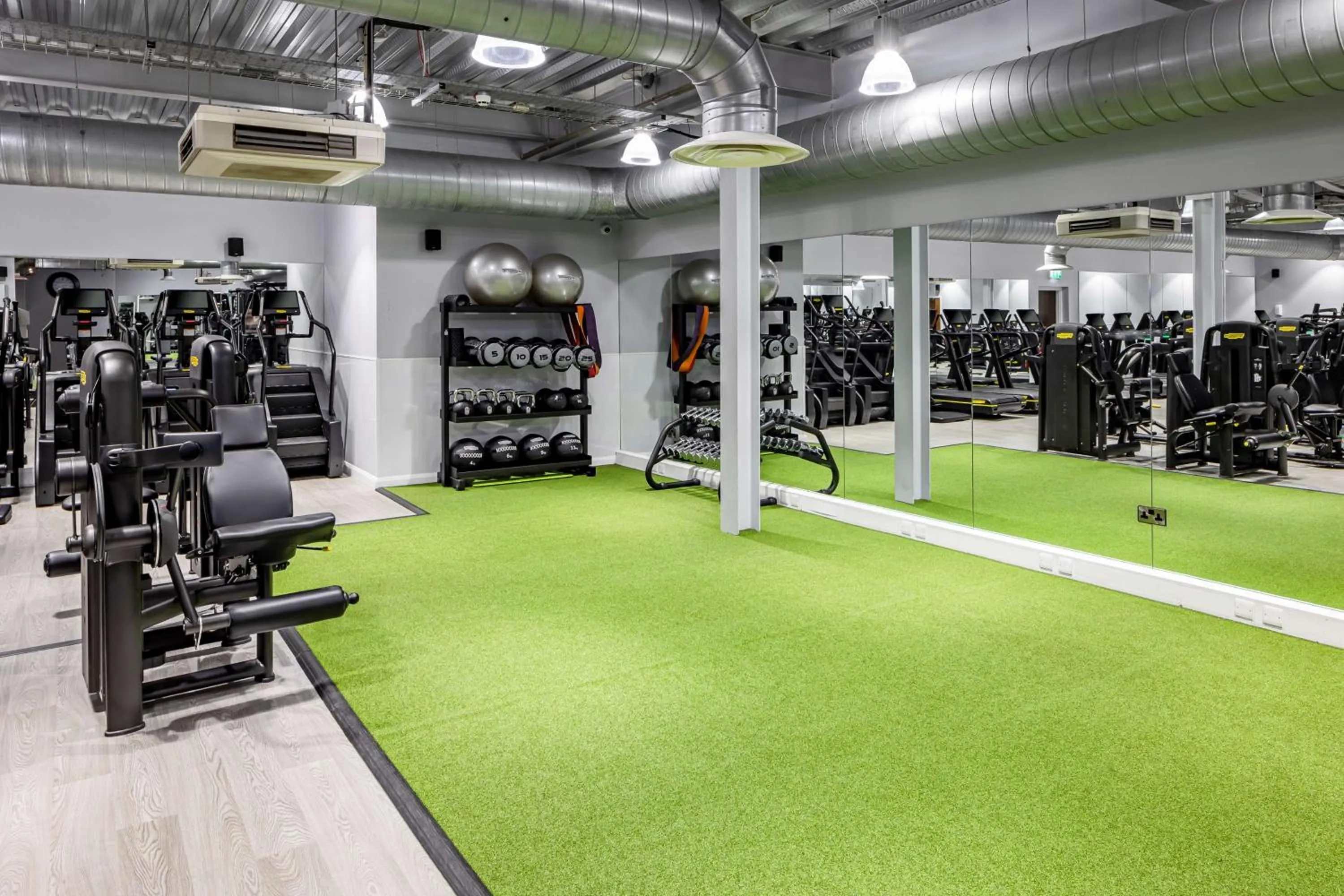 Fitness centre/facilities in DoubleTree by Hilton Chester