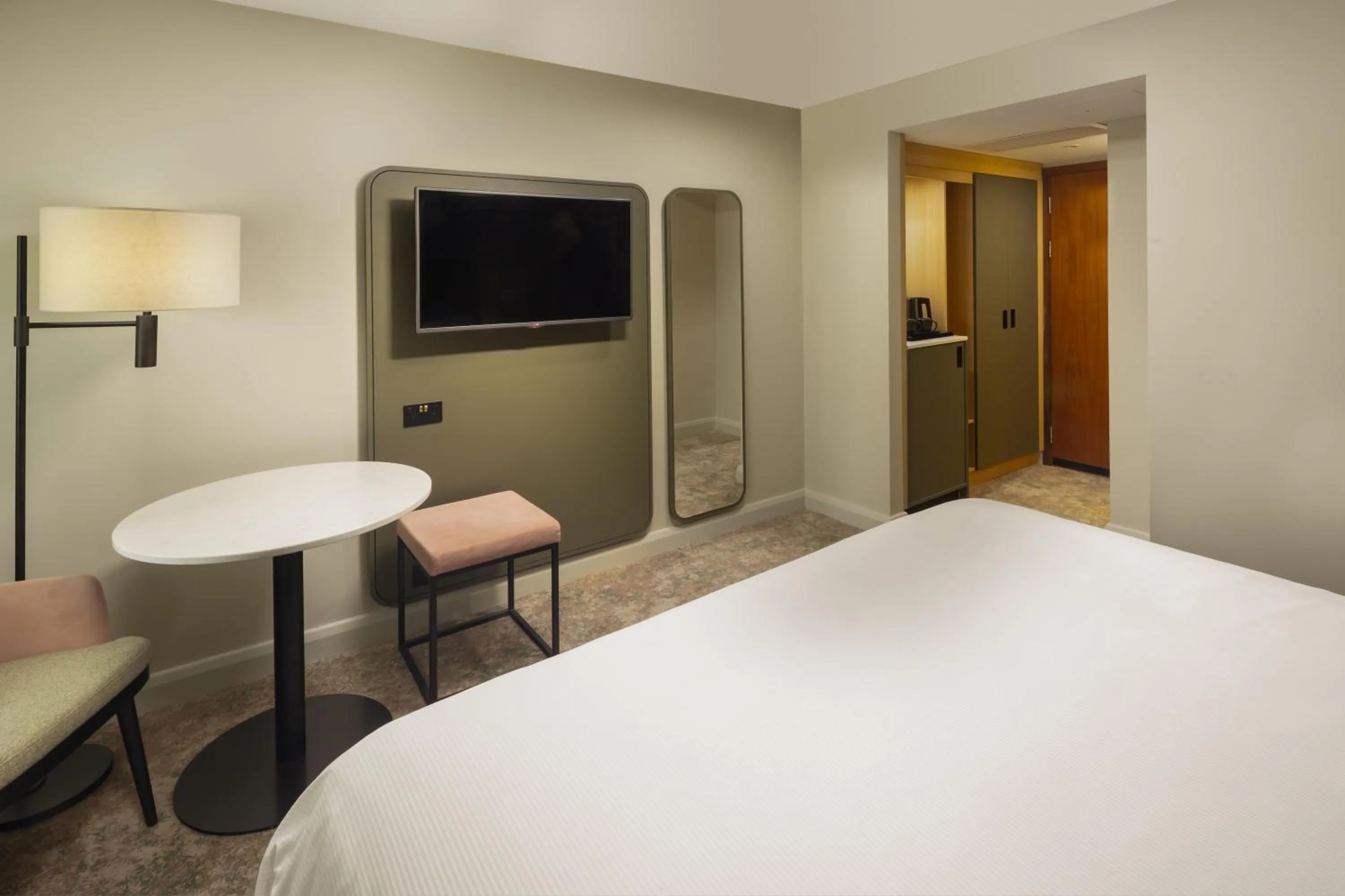 Bed in DoubleTree by Hilton Chester