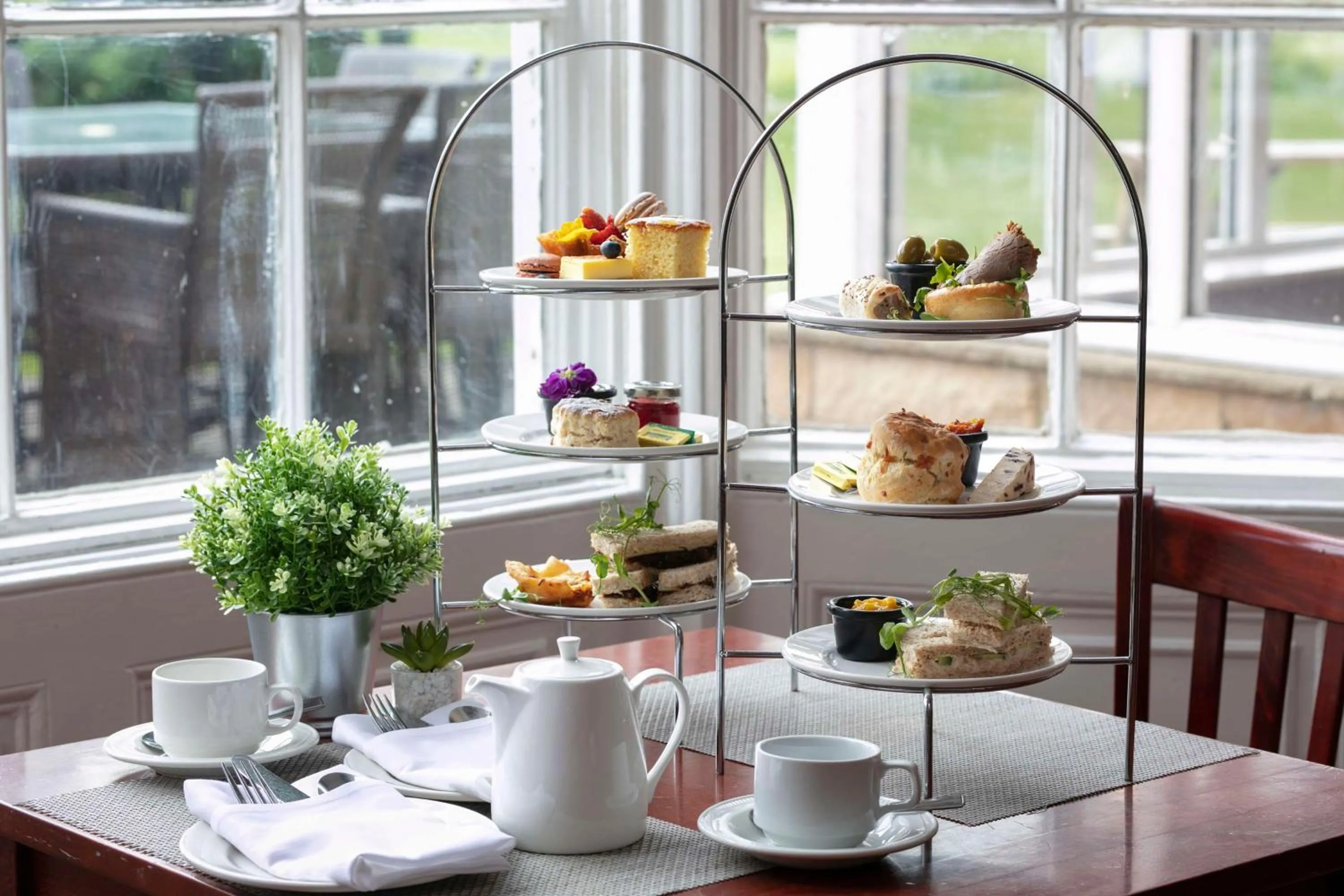 Restaurant/places to eat in Hall Garth Hotel Darlington, Sure Hotel Collection by BW