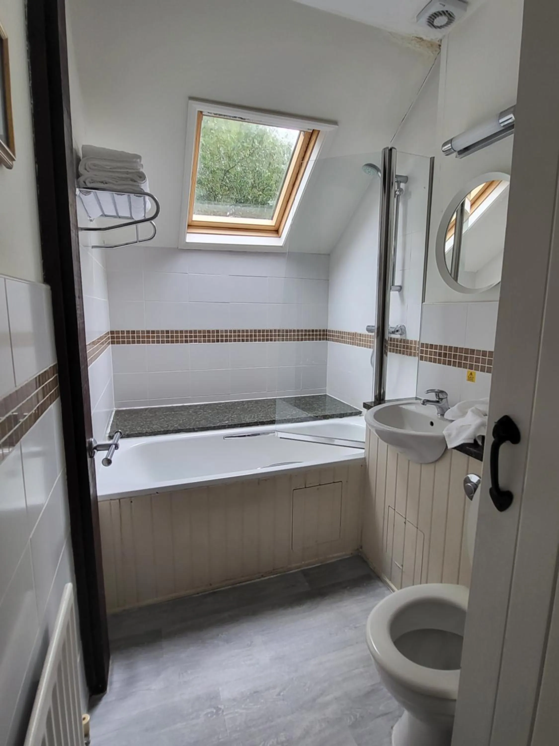 Bathroom in Hall Garth Hotel Darlington, Sure Hotel Collection by BW