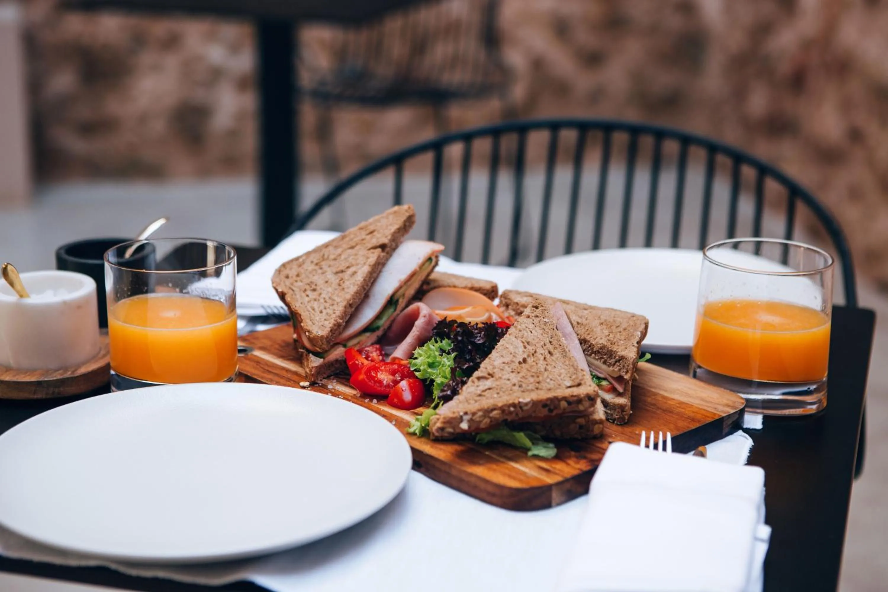 Restaurant/places to eat in Monastery Estate Venetian Harbor