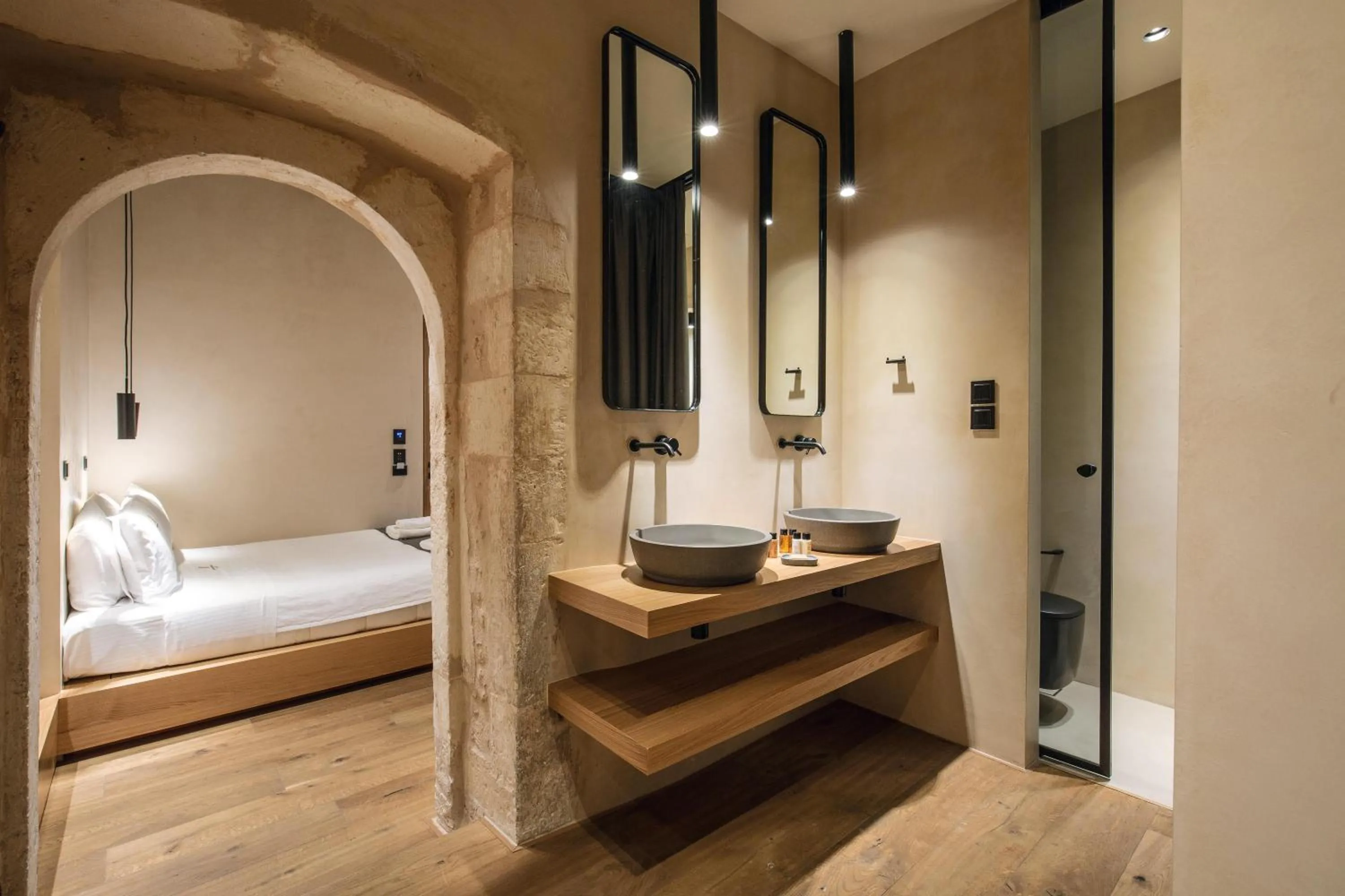 Bathroom, Bed in Monastery Estate Venetian Harbor