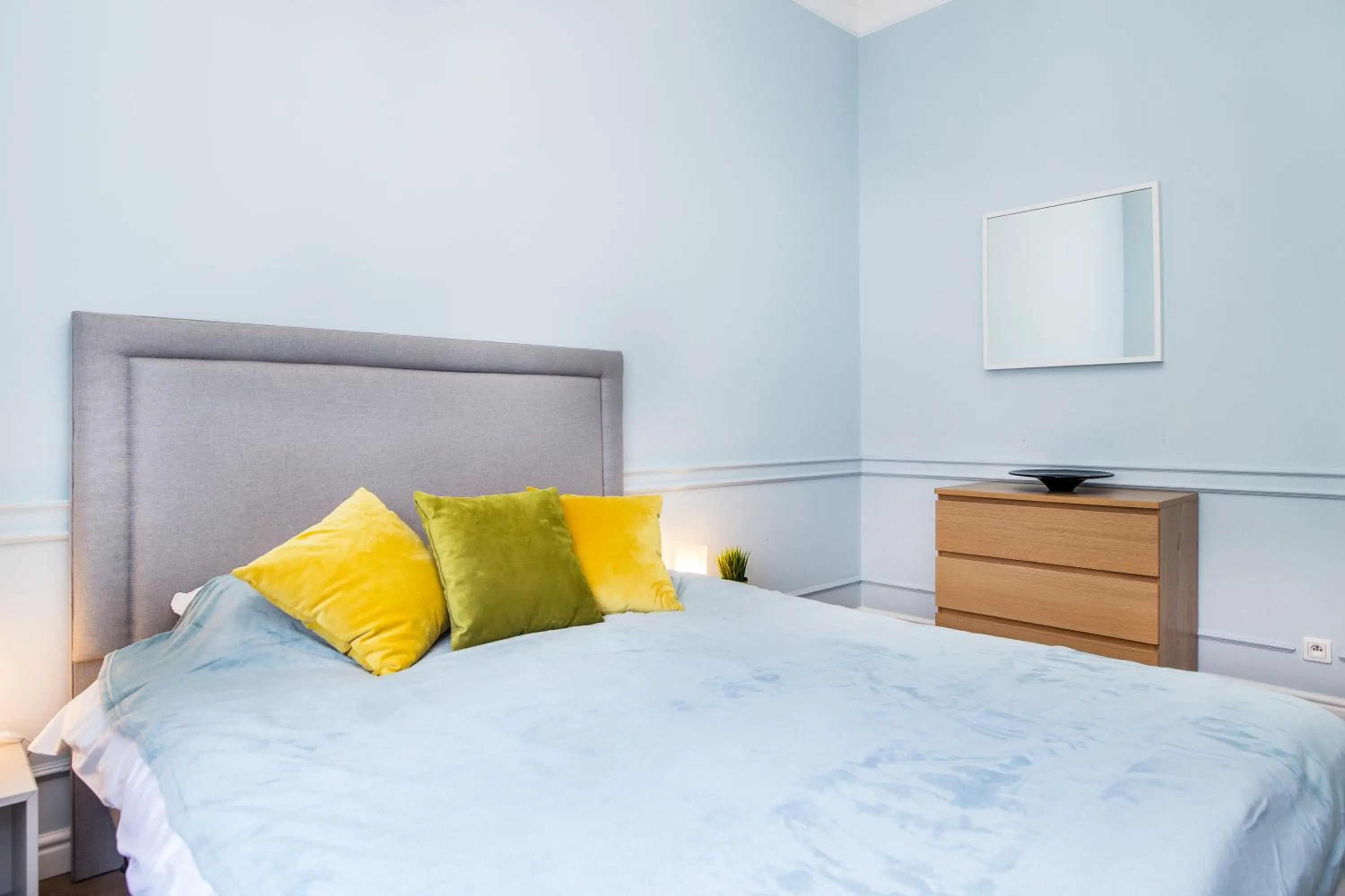 Bed in Cracow Rentals Zacisze