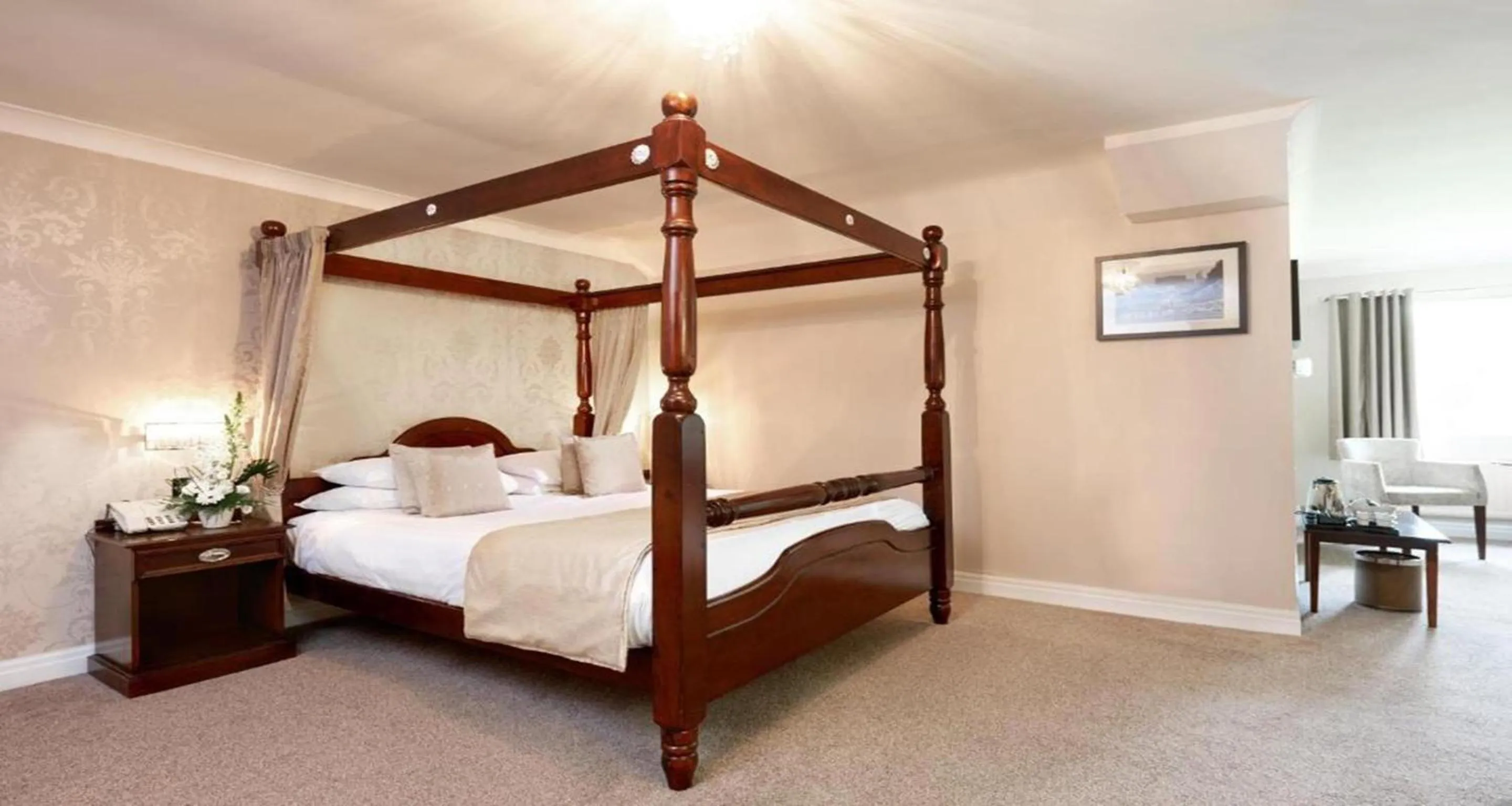 Golfcourse, Bed in The Old Golf House Sure Hotel Collection by Best Western